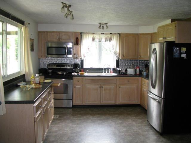 81 Roger Farnum Road, Milton Twp, ME, 04219