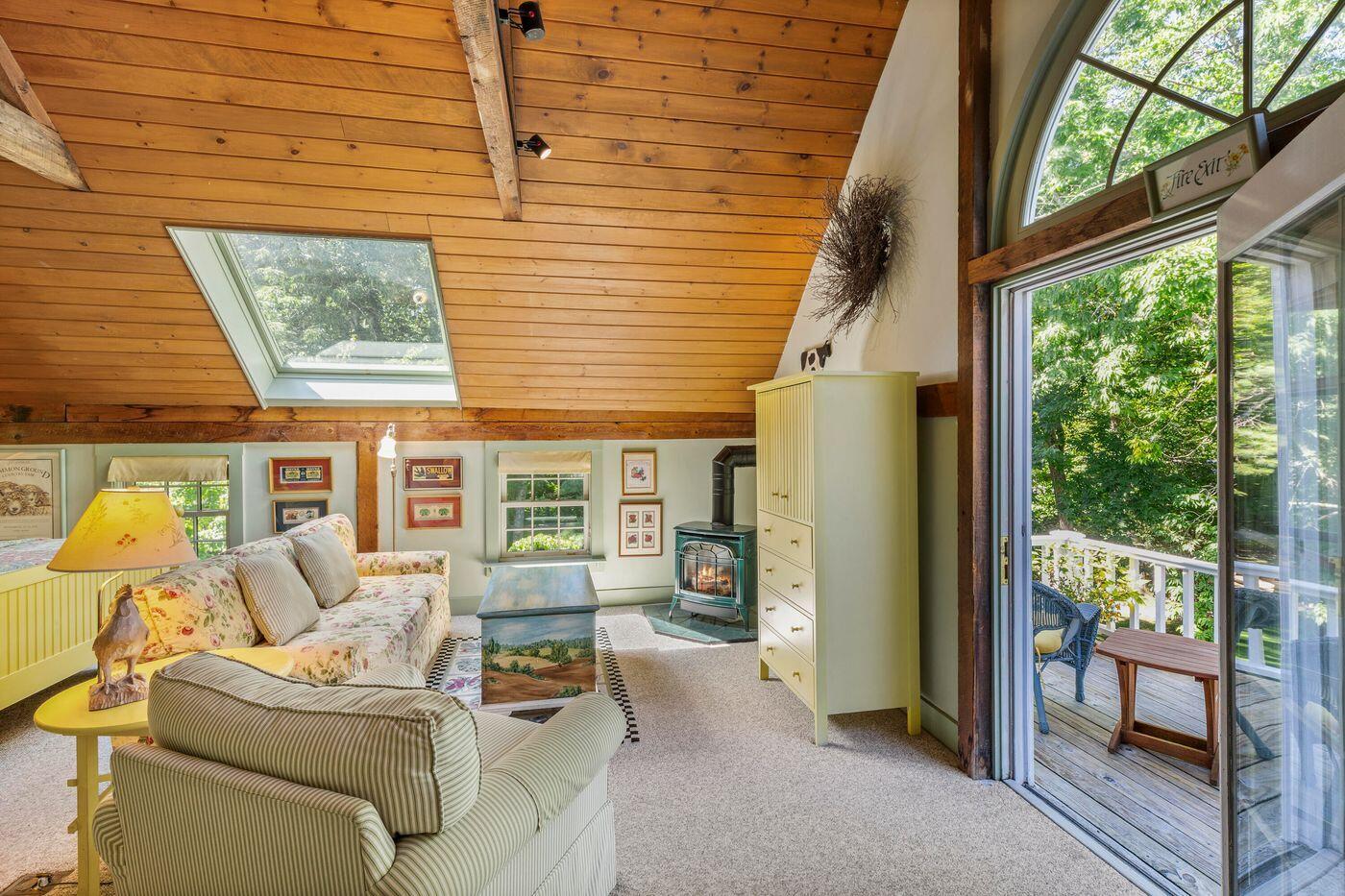 22 High Street, Camden, ME, 04843