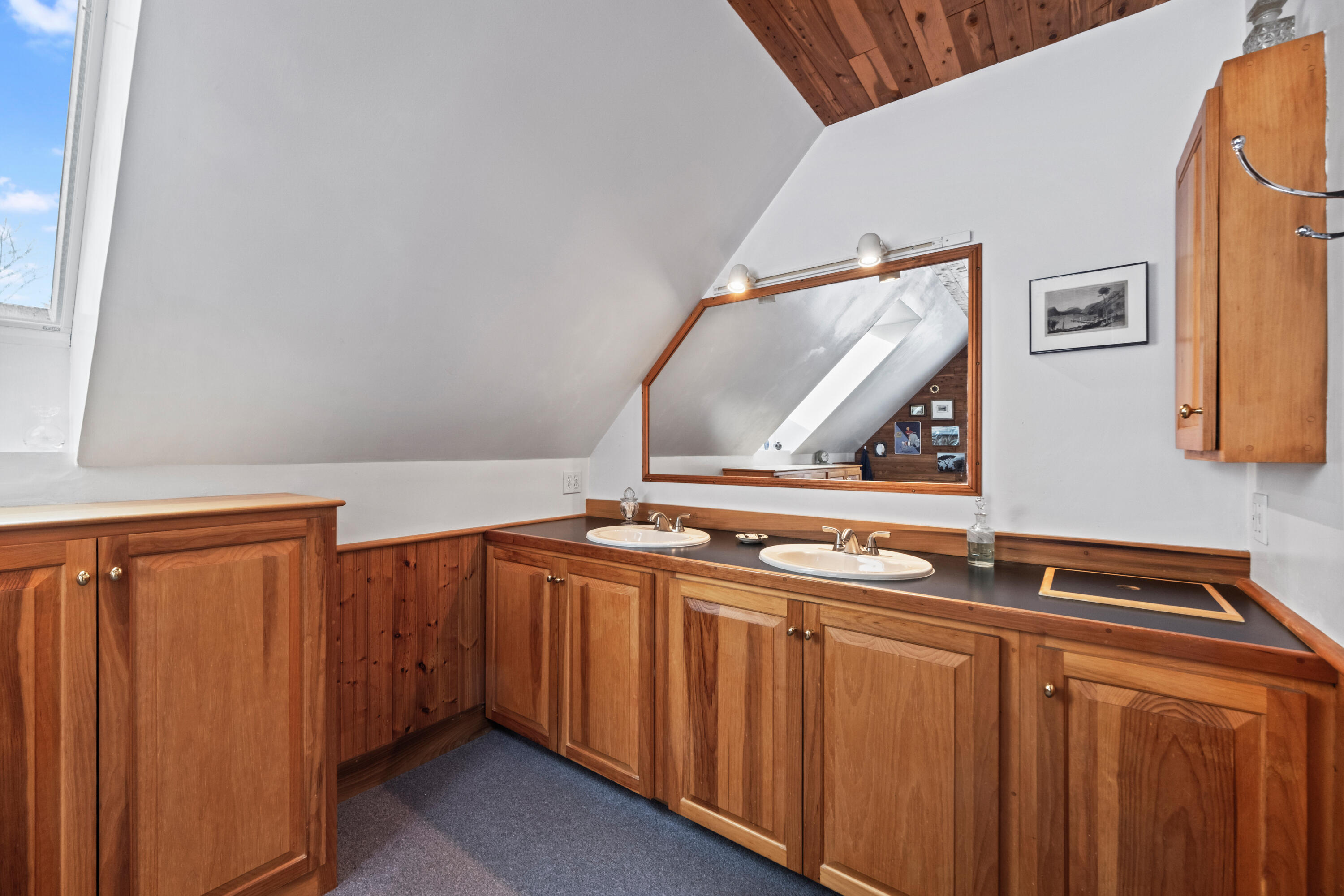 63 Raccoon, Cushing, ME, 04563