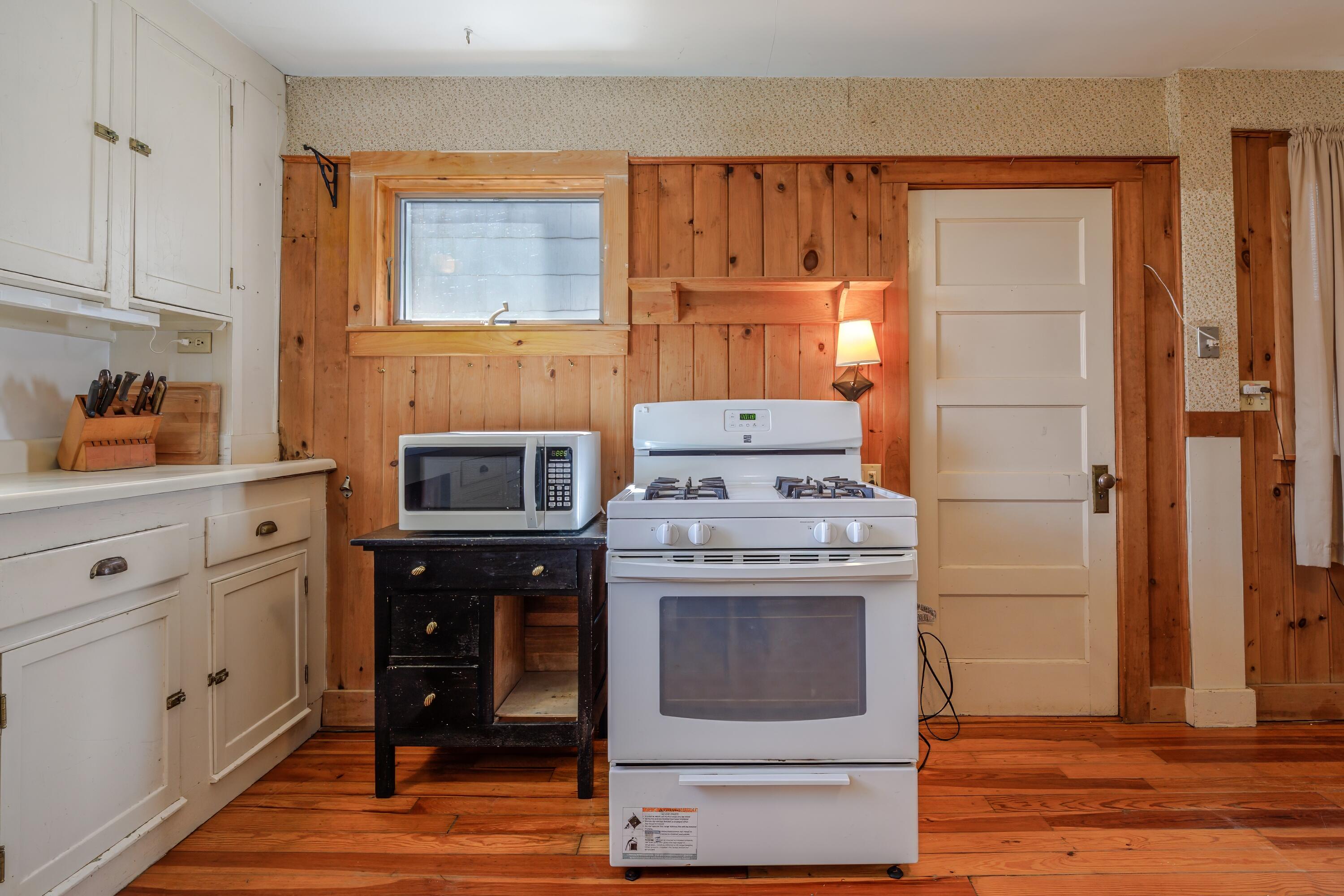 6 Sea Street, Northeast Harbor, Mount Desert, ME, 04662
