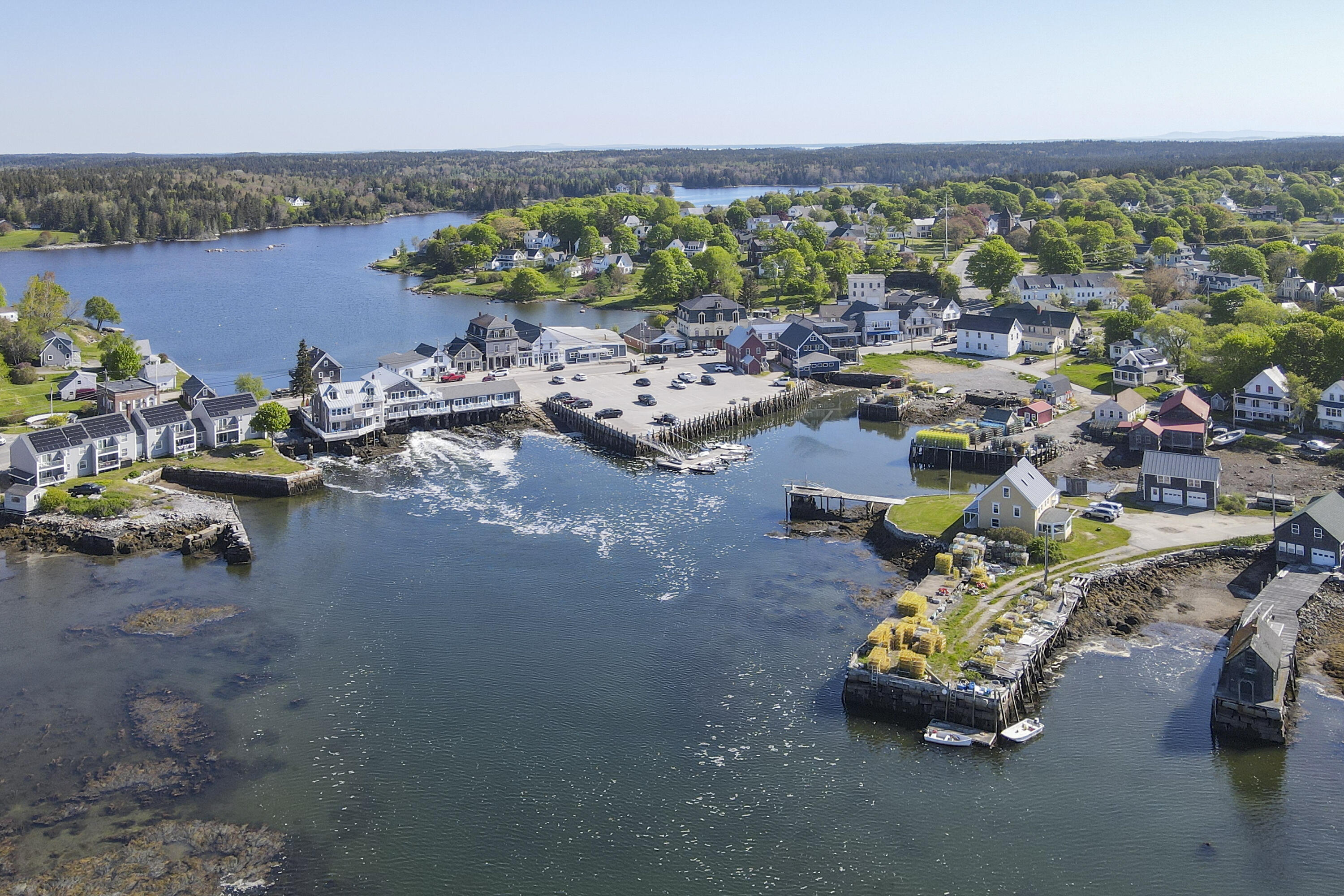 15 Main Street, Vinalhaven, ME, 04863