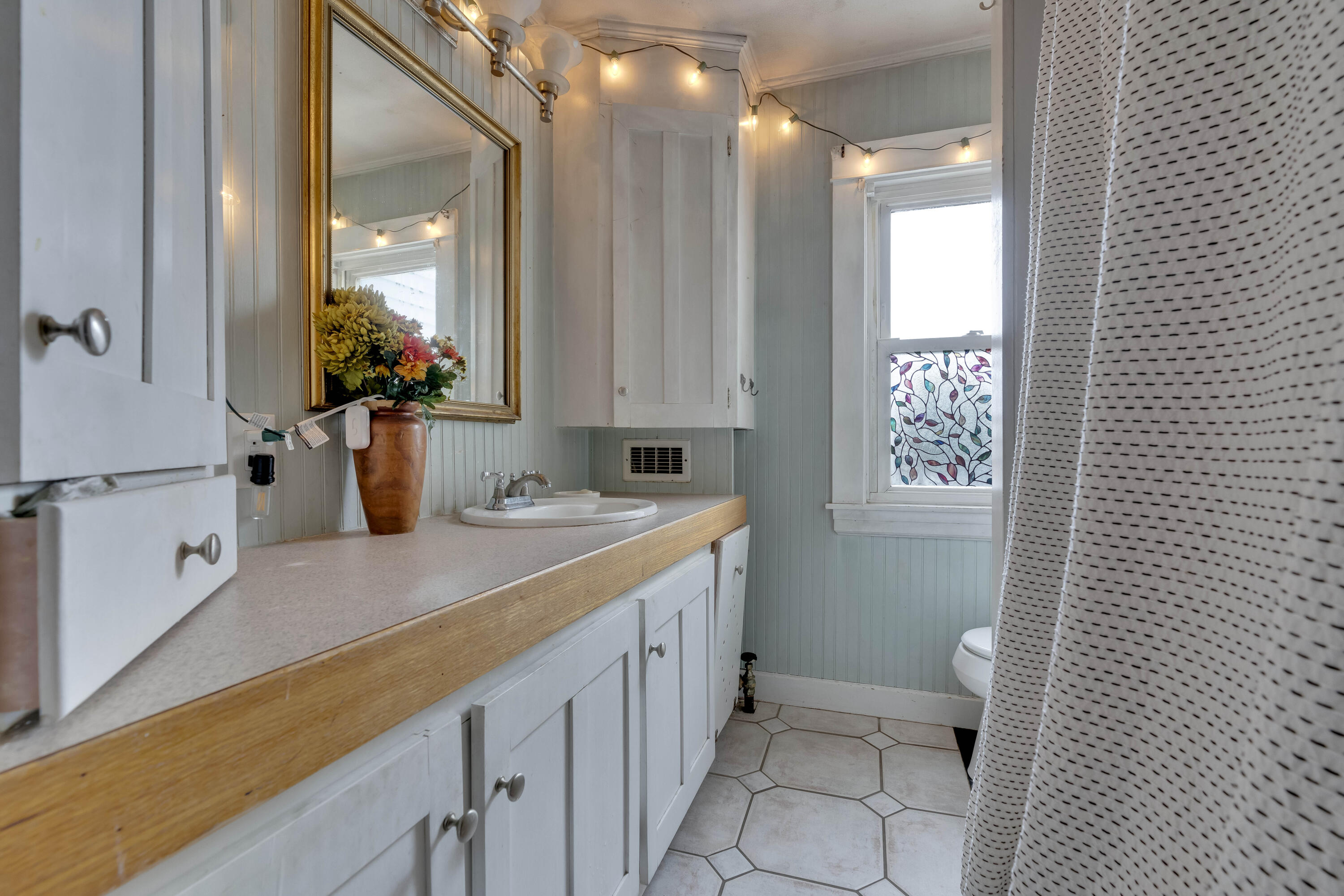 22 Bailey Avenue, Portland, ME, 04103