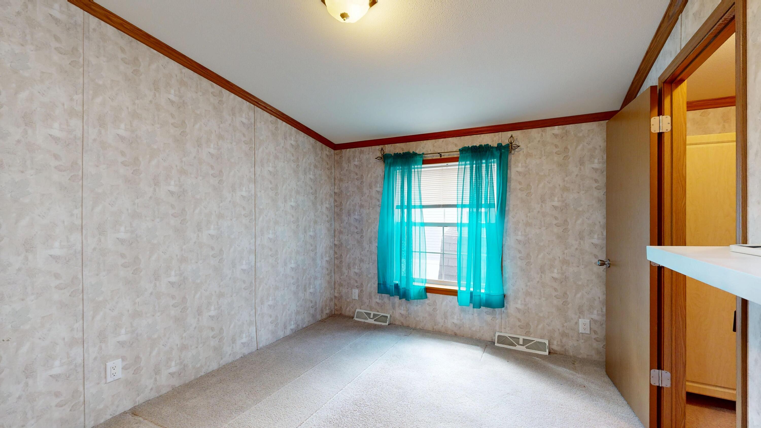 13 Evergreen Road, Lewiston, ME, 04240