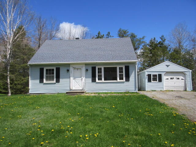16 R.W. MacLeod Lane, Belfast, ME, 04915 16 R.W. MacLeod Lane, Belfast, ME, 04915