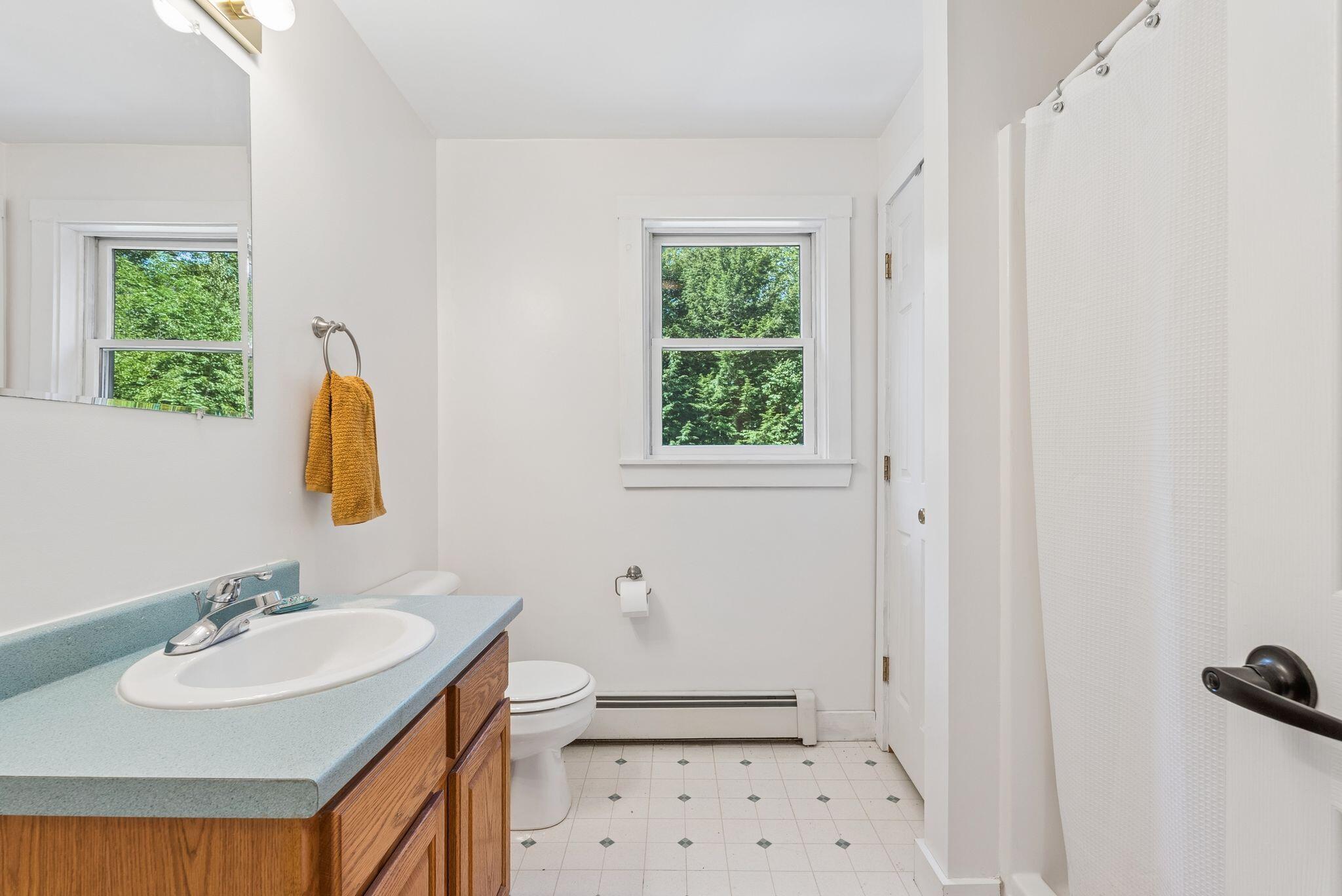 Second Floor Full Bathroom