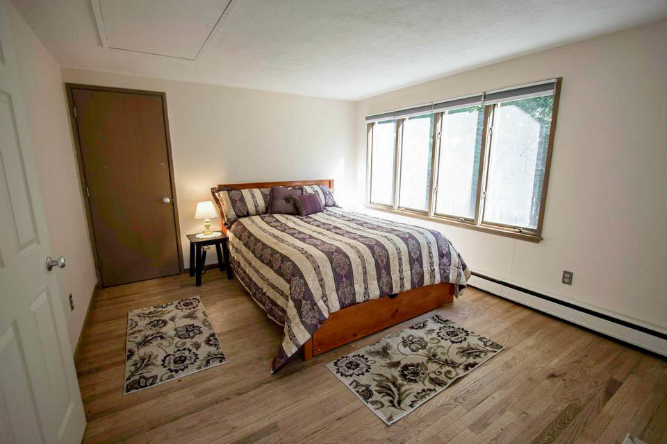 92 E Andover Road, Rumford, ME, 04276-4208