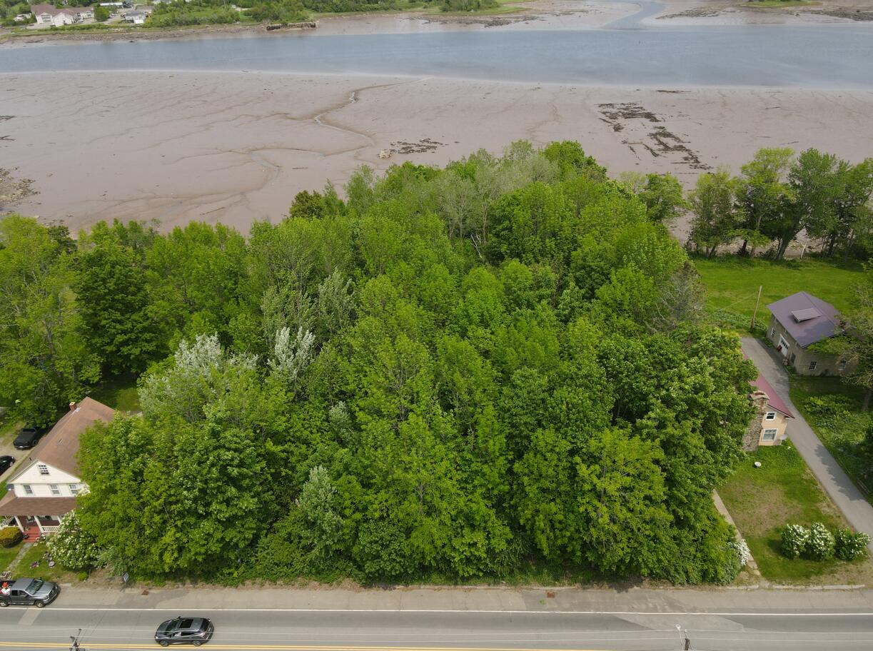 UNIT&nbsp;26&27 Main Street, Calais, ME, 04619