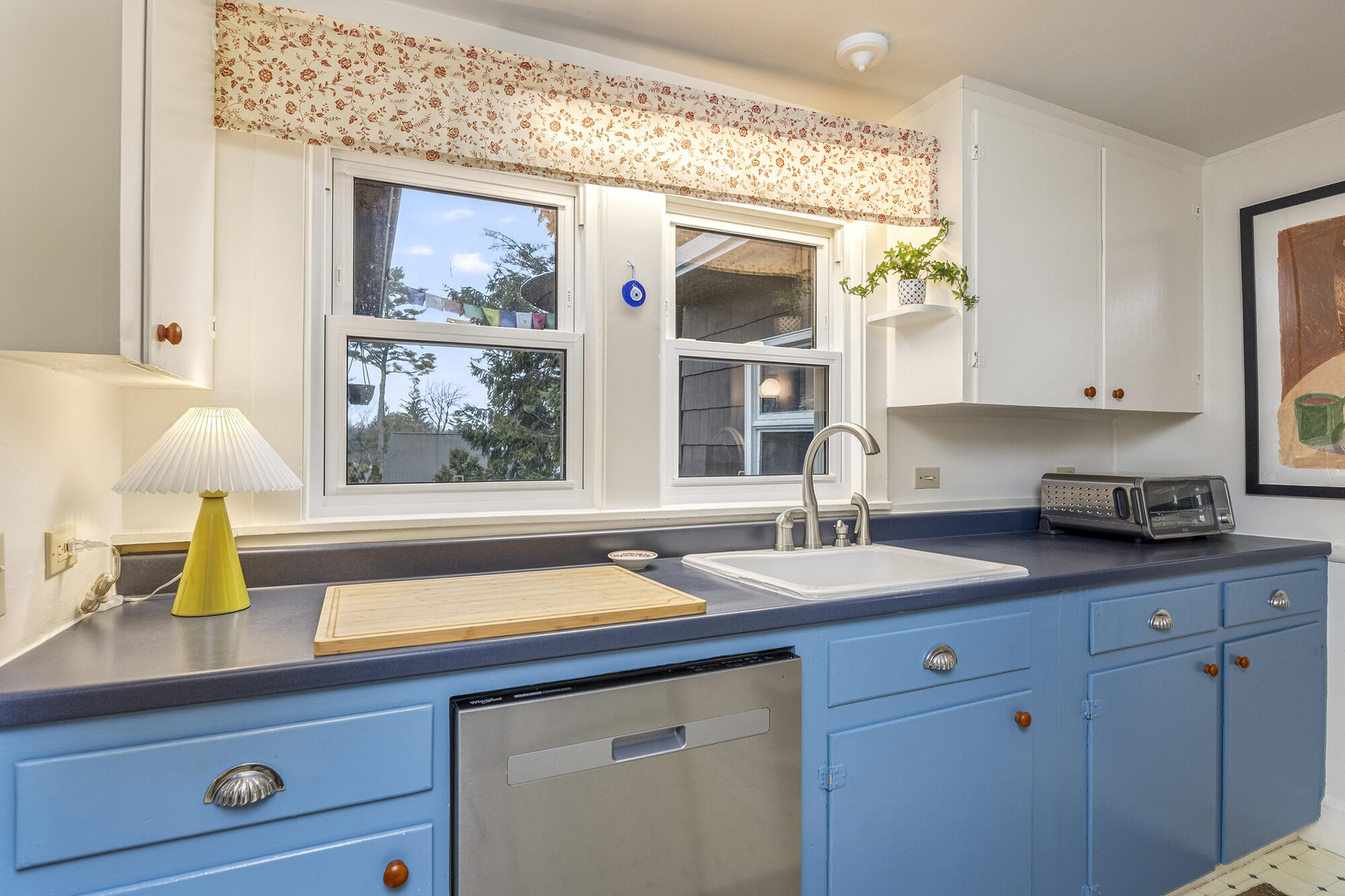 59 Ocean View Road, Cape Elizabeth, ME, 04107