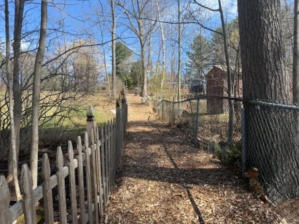 14 Lakeshore Drive, Belgrade, ME, 04917