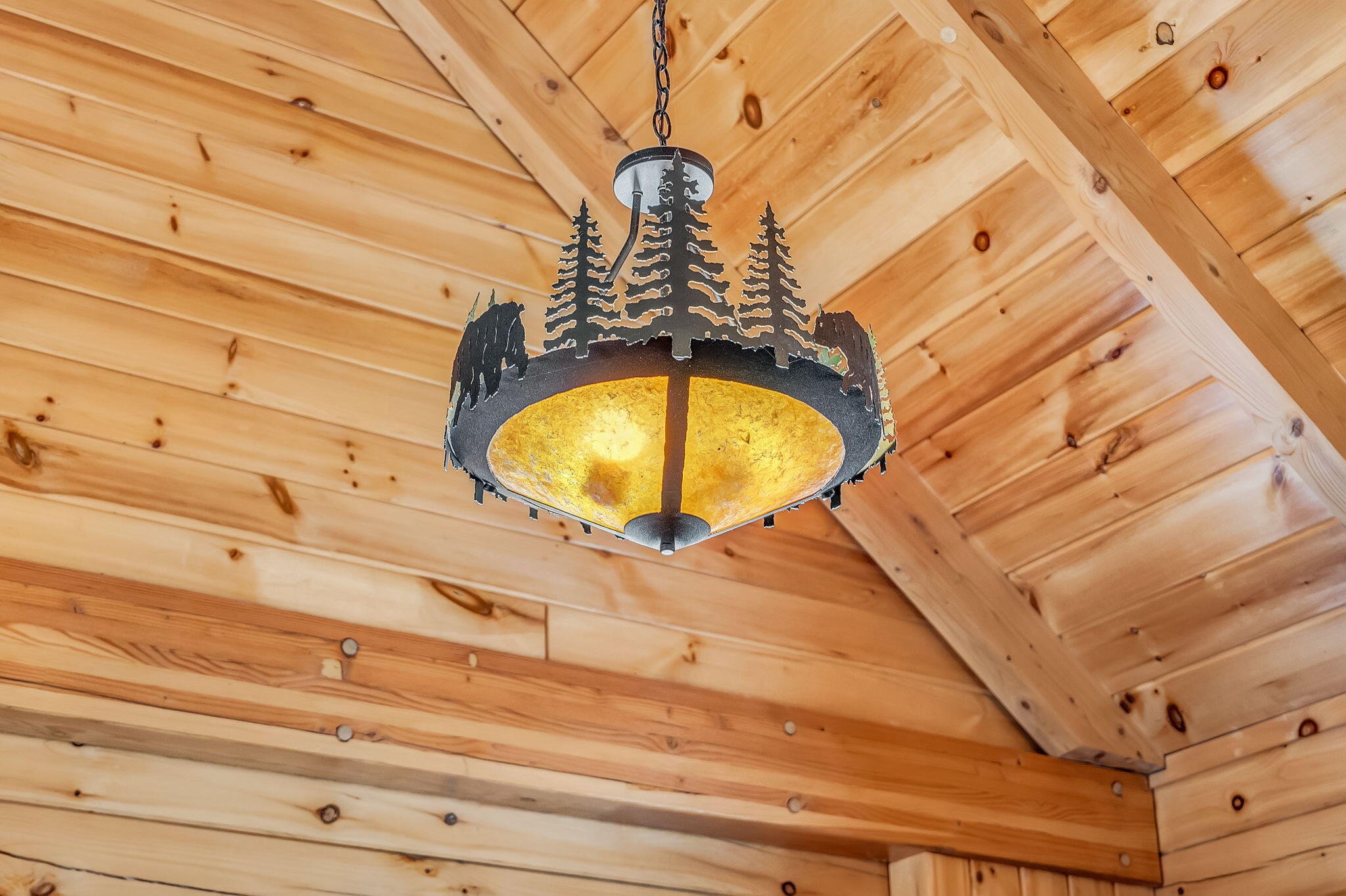 1 Woodys Lane, Rangeley, ME, 04970