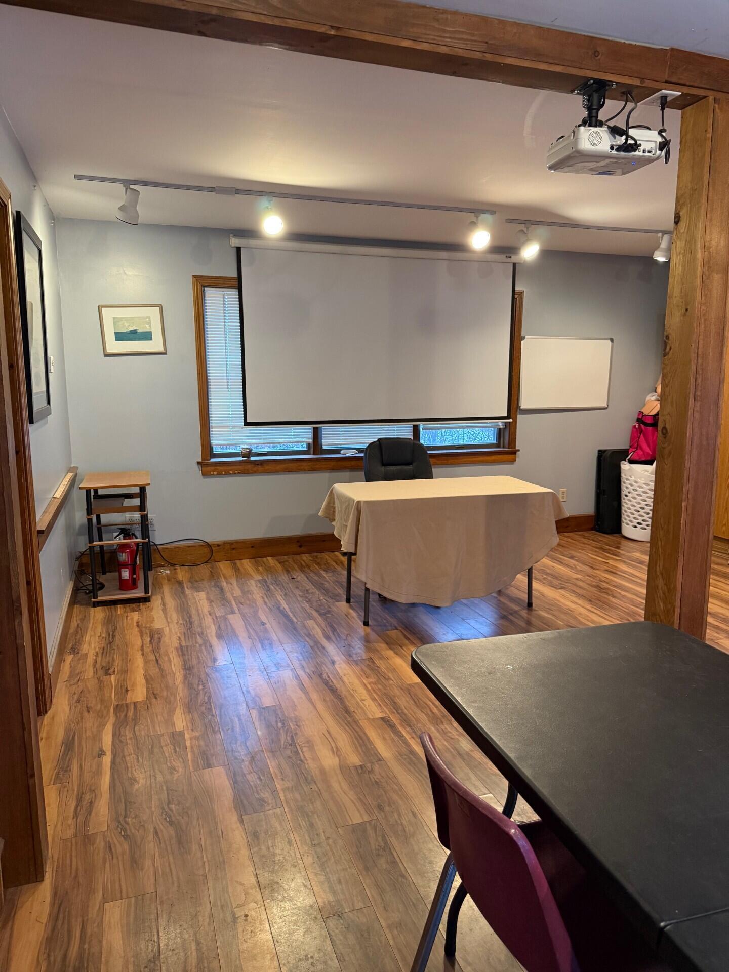 145 Main Street, Thomaston, ME, 04861