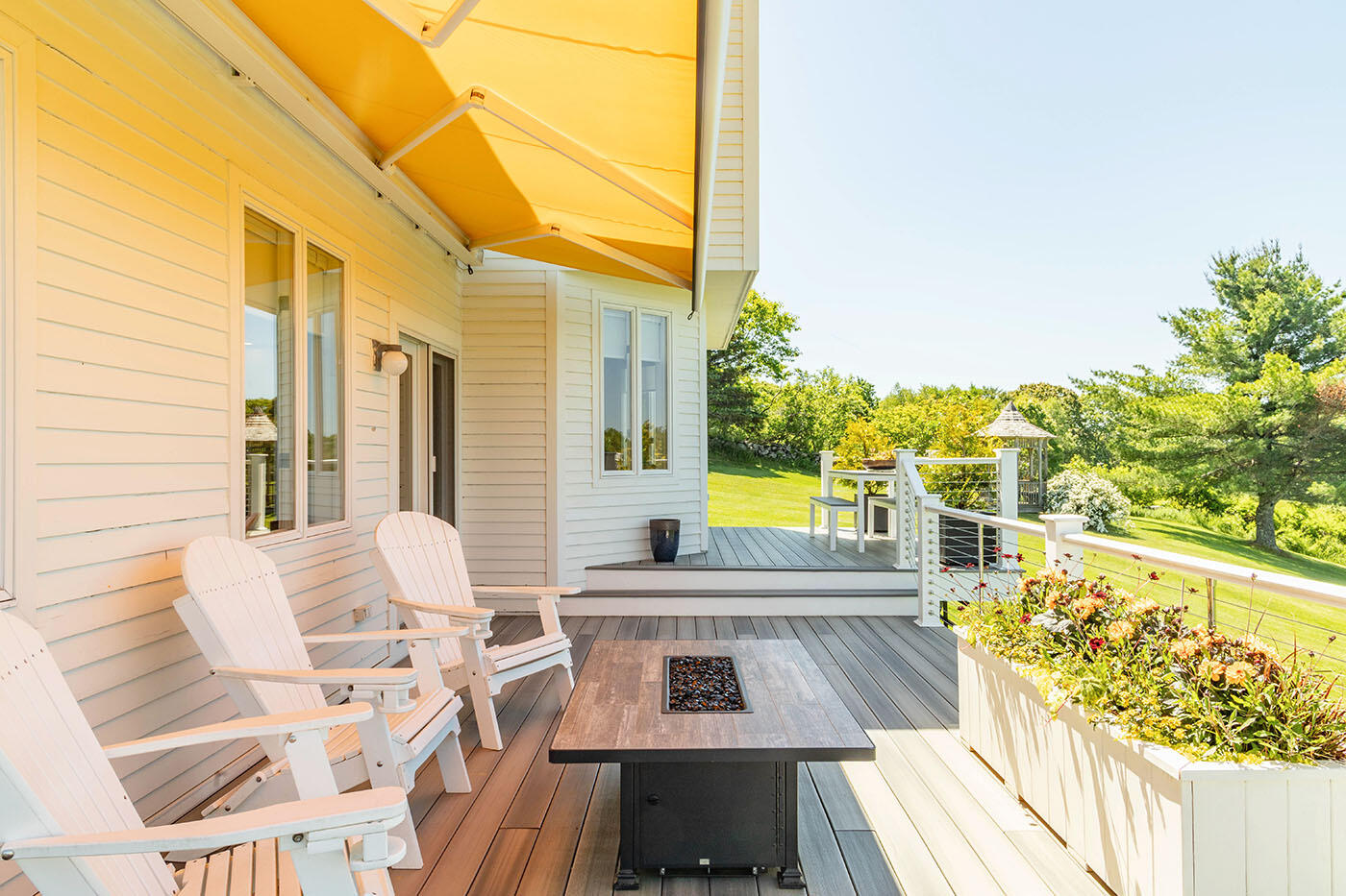 269 Mill Street, Rockport, ME 04856 back deck
