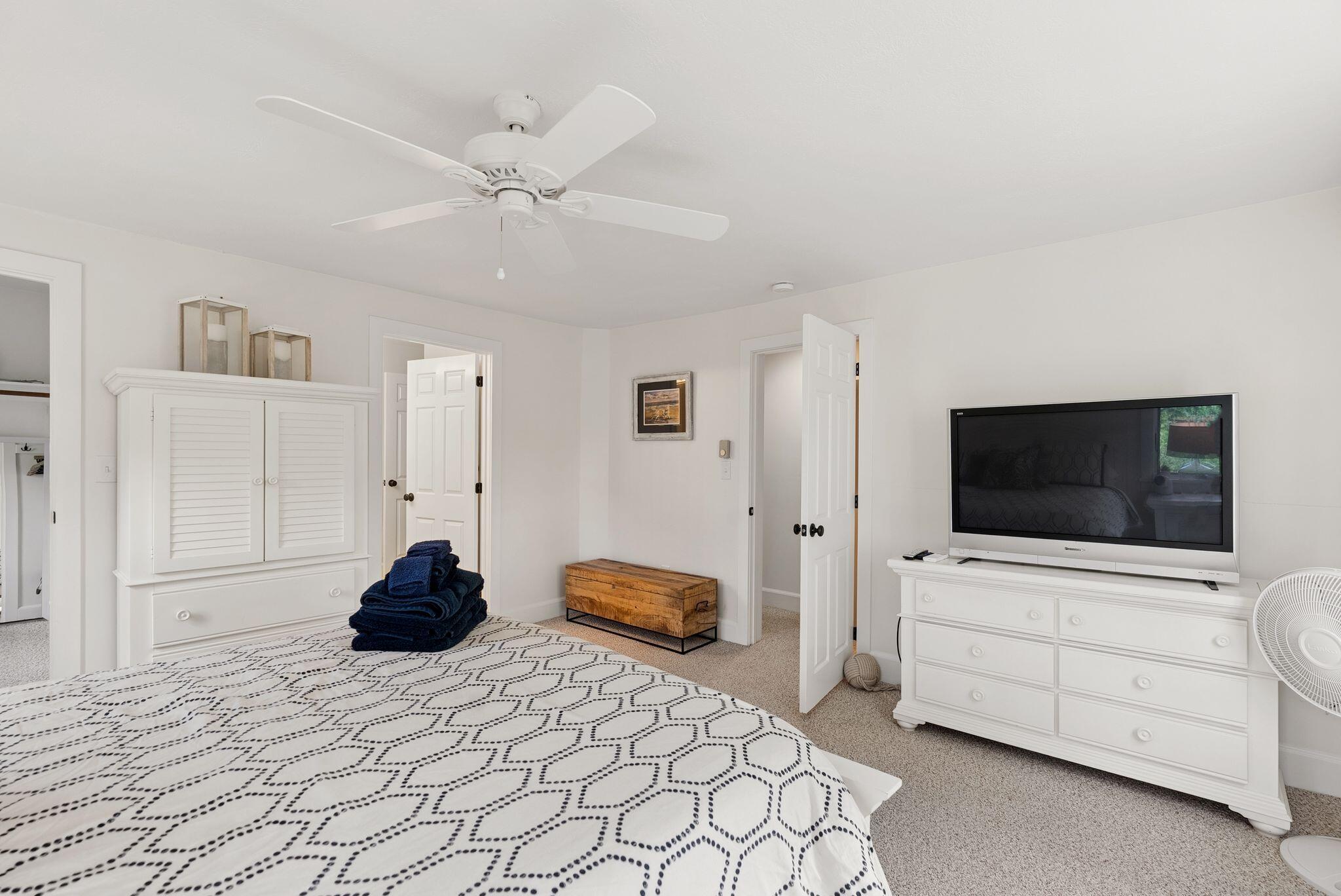 8 Woodland Avenue, #3, Kennebunk, ME 04043 37_DSC09061
