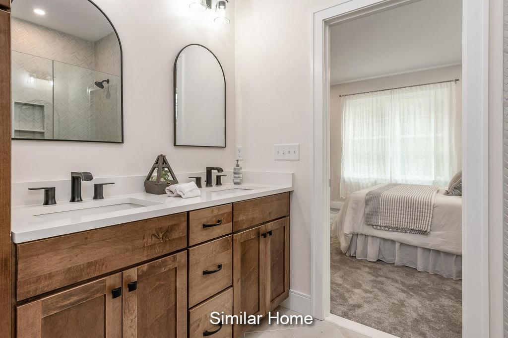 15 Cascade Circle UNIT 18, Kennebunk, ME, 04043