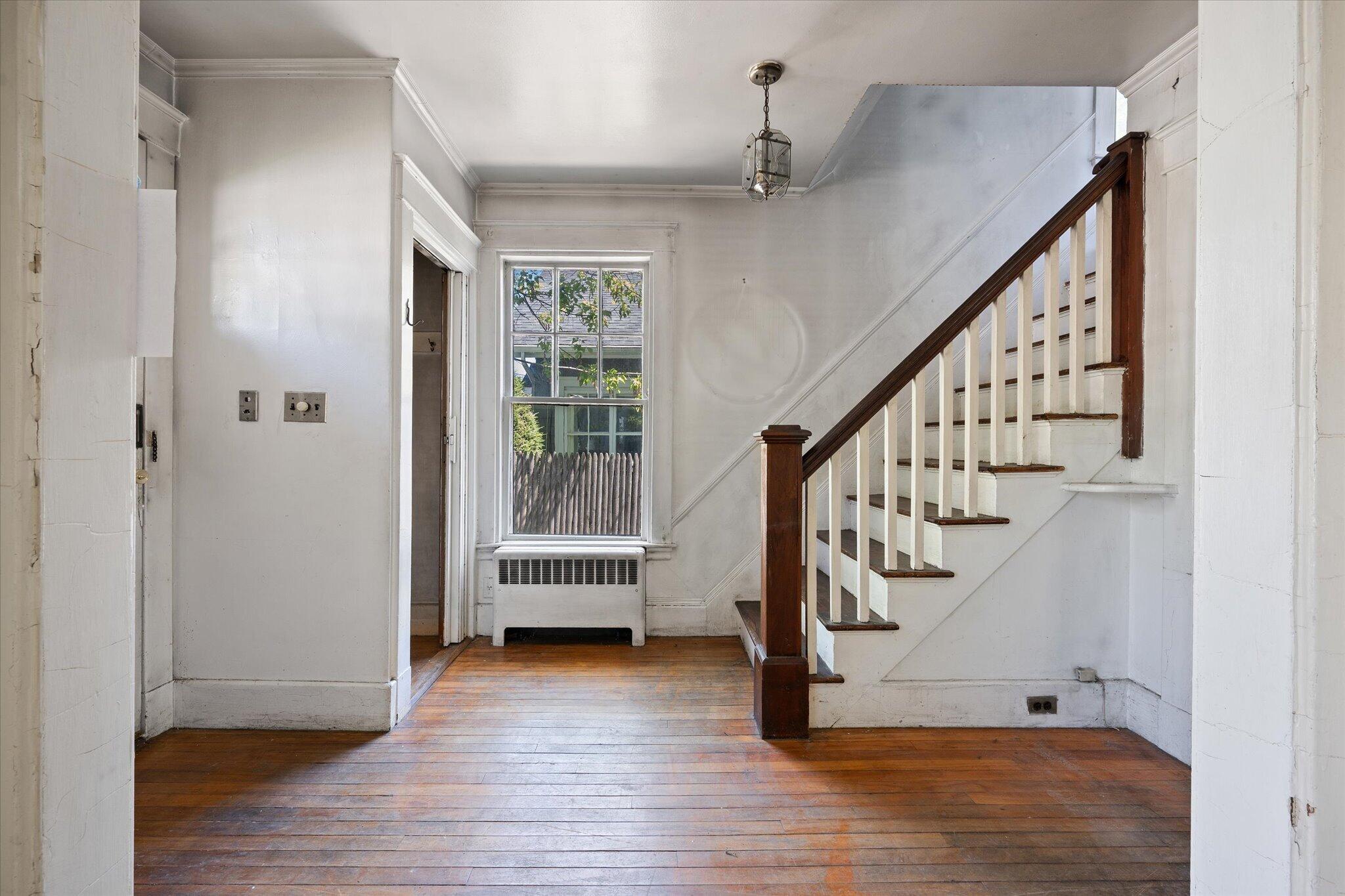 19-Foyer