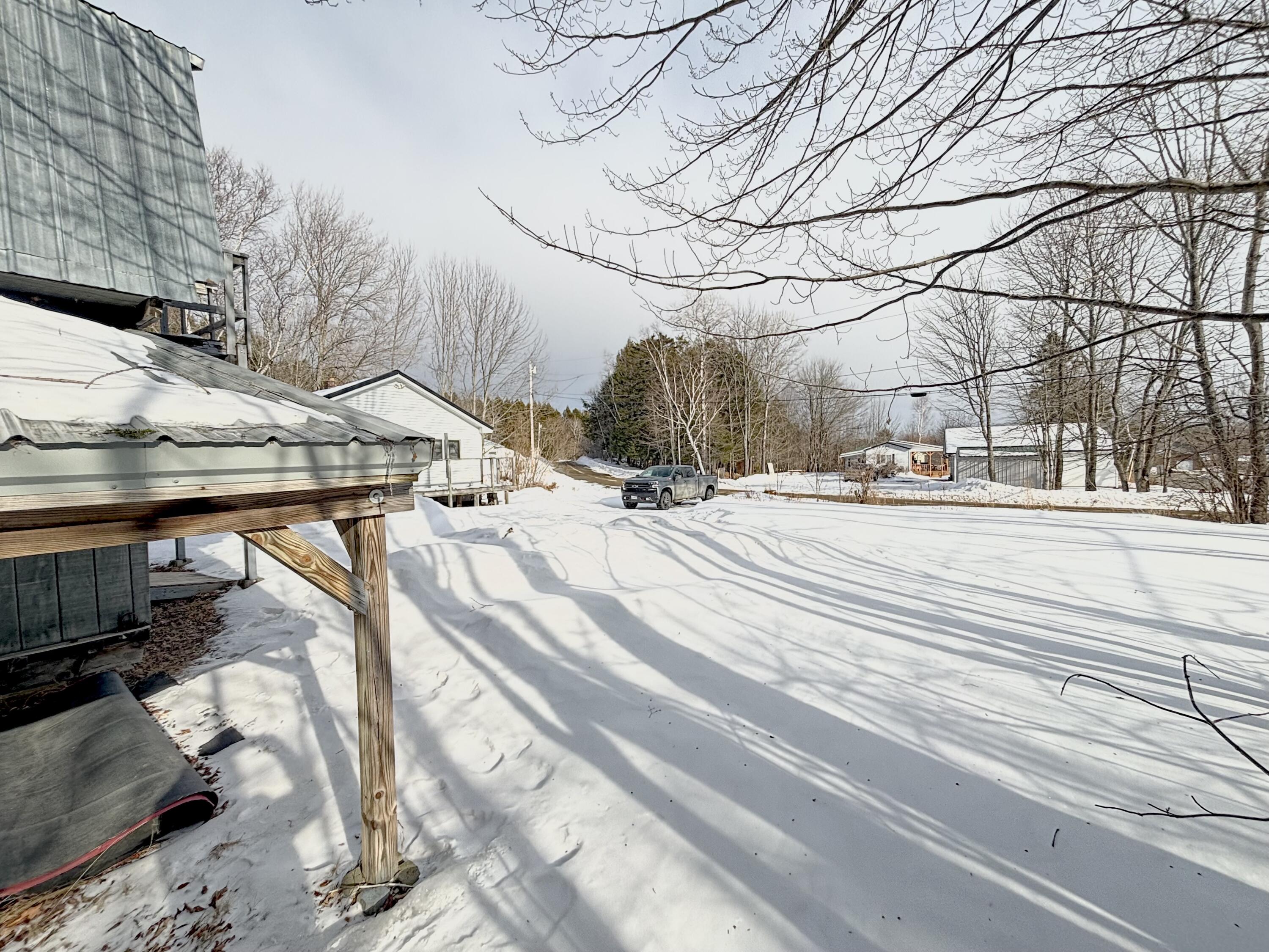 6 Horseshoe Road, Medway, ME, 04460