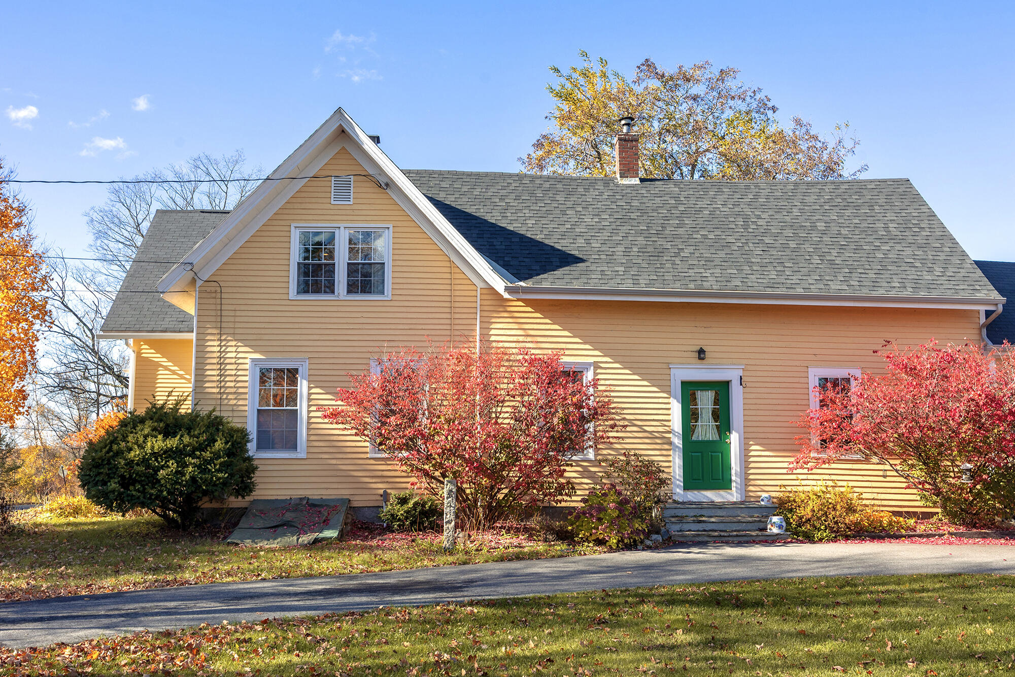 593 W Main Street, Waldoboro, ME, 04572