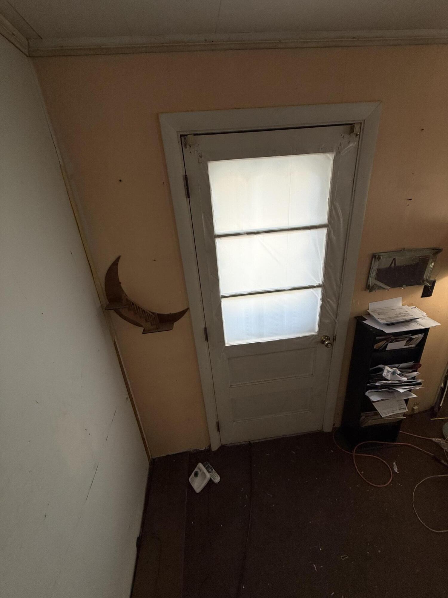 19 Perry Street, Lincoln, ME, 04457