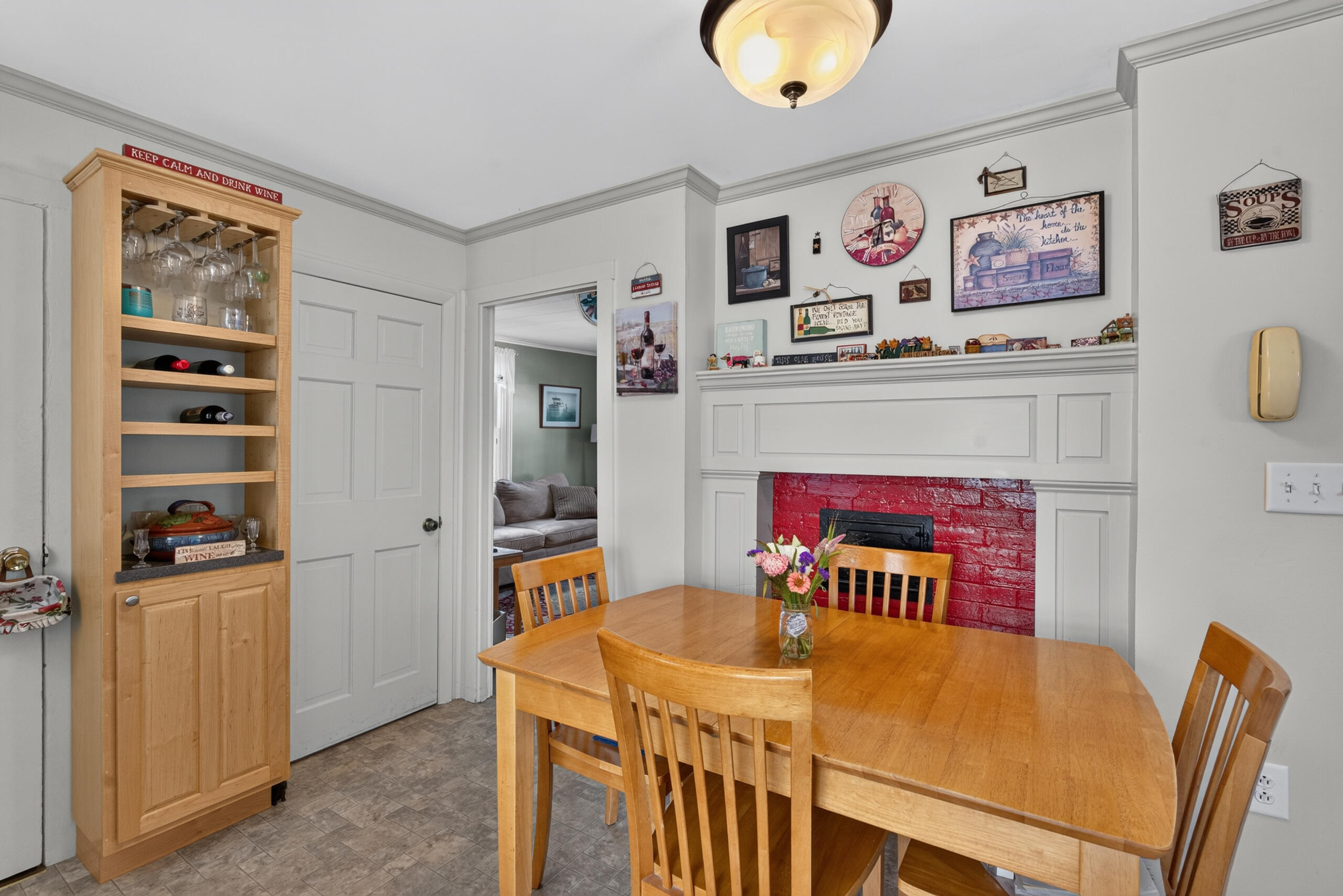 Dining/Kitchen