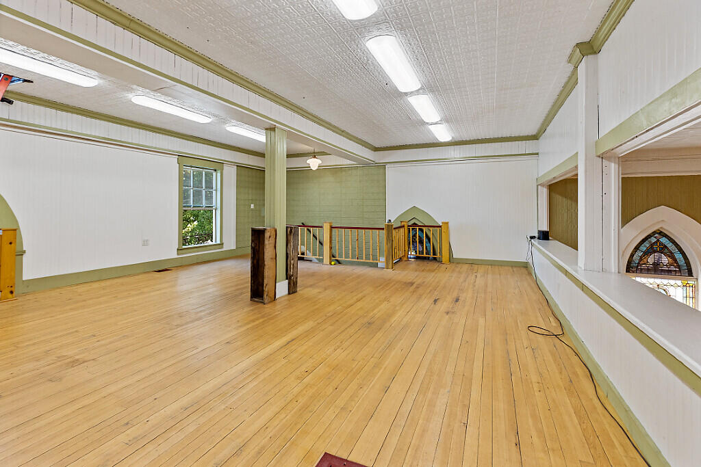 83 Main Street, Phillips, ME, 04966