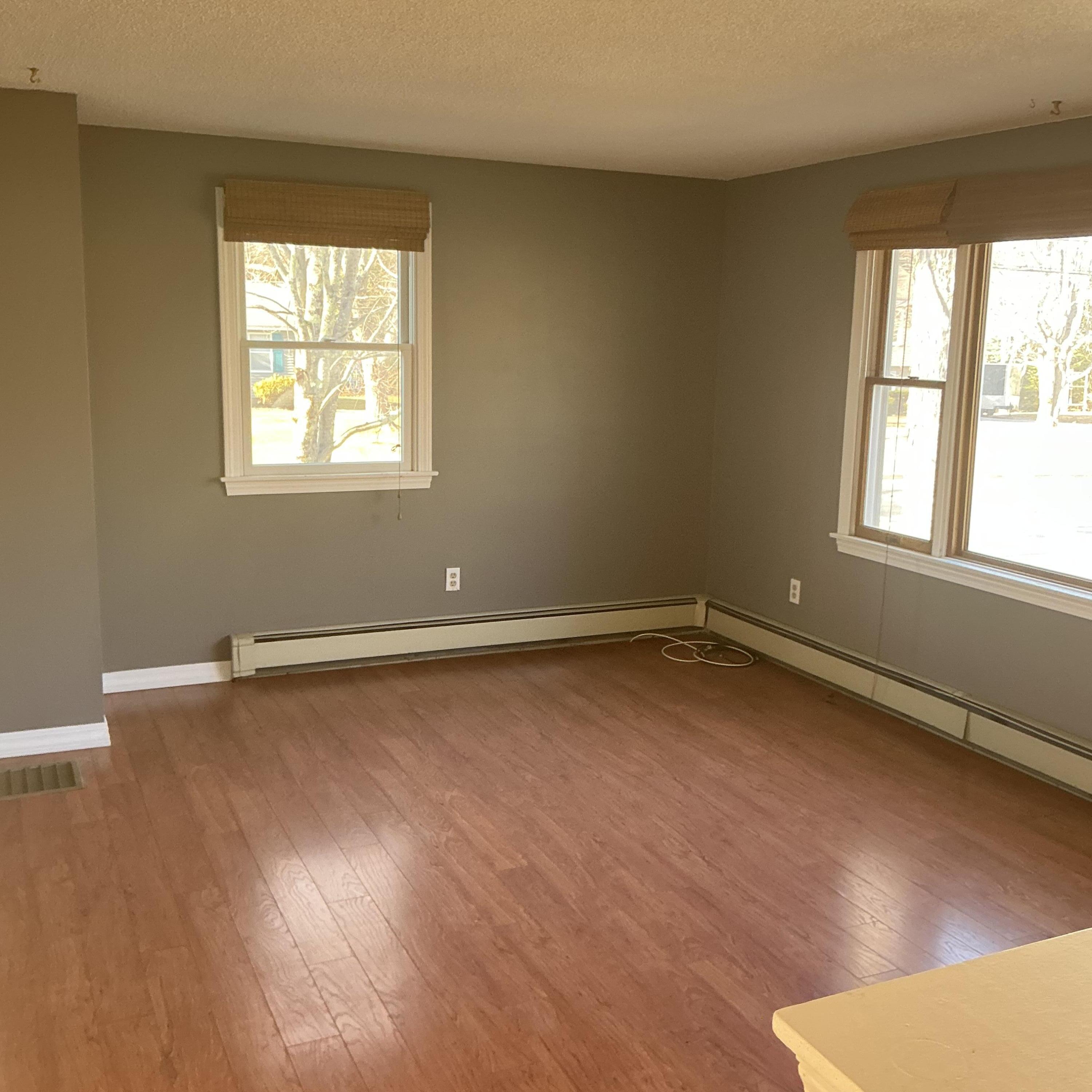 1 Carolyn Street, Topsham, ME, 04086