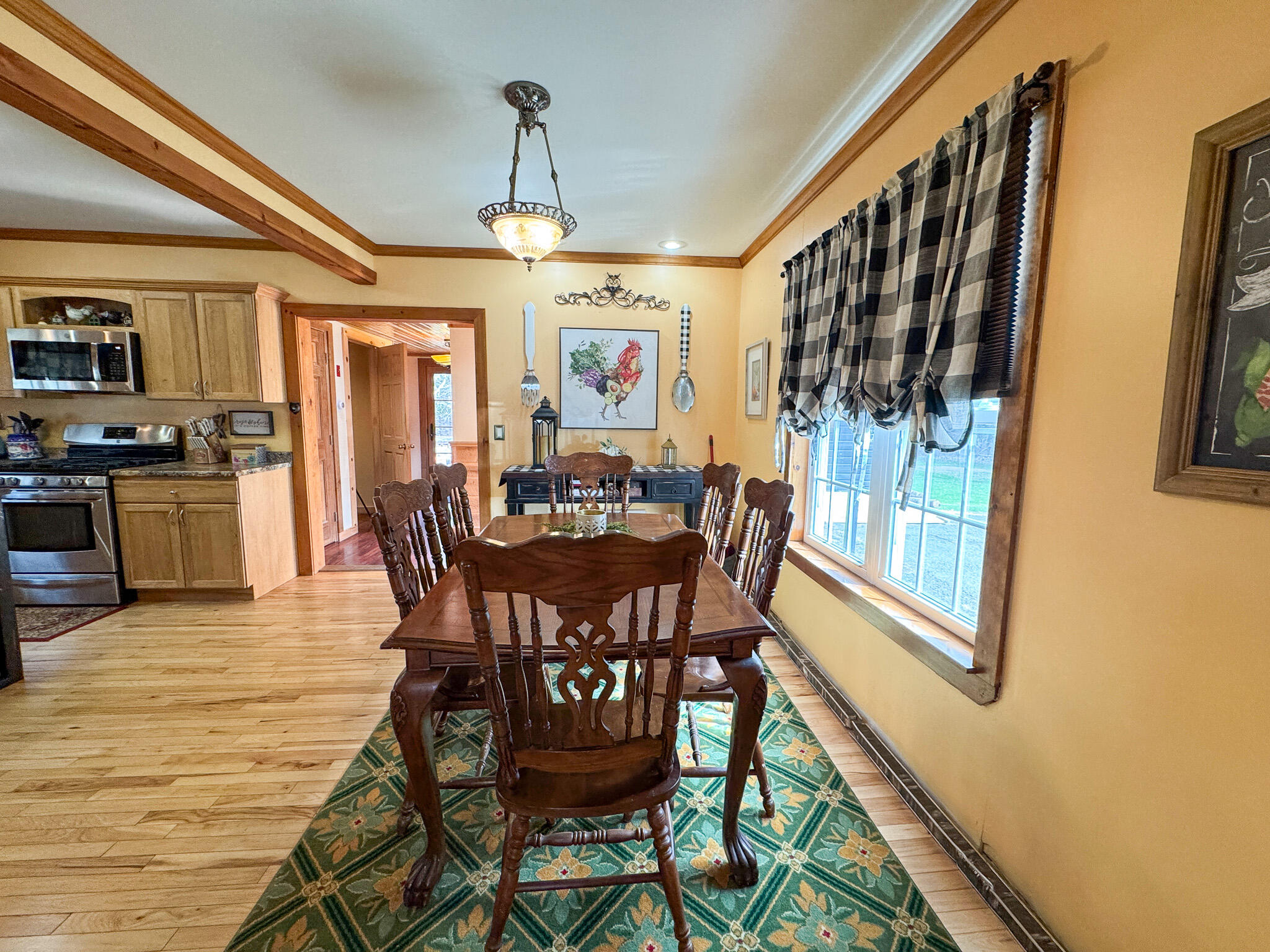 96 Houlton Road, Island Falls, ME, 04747