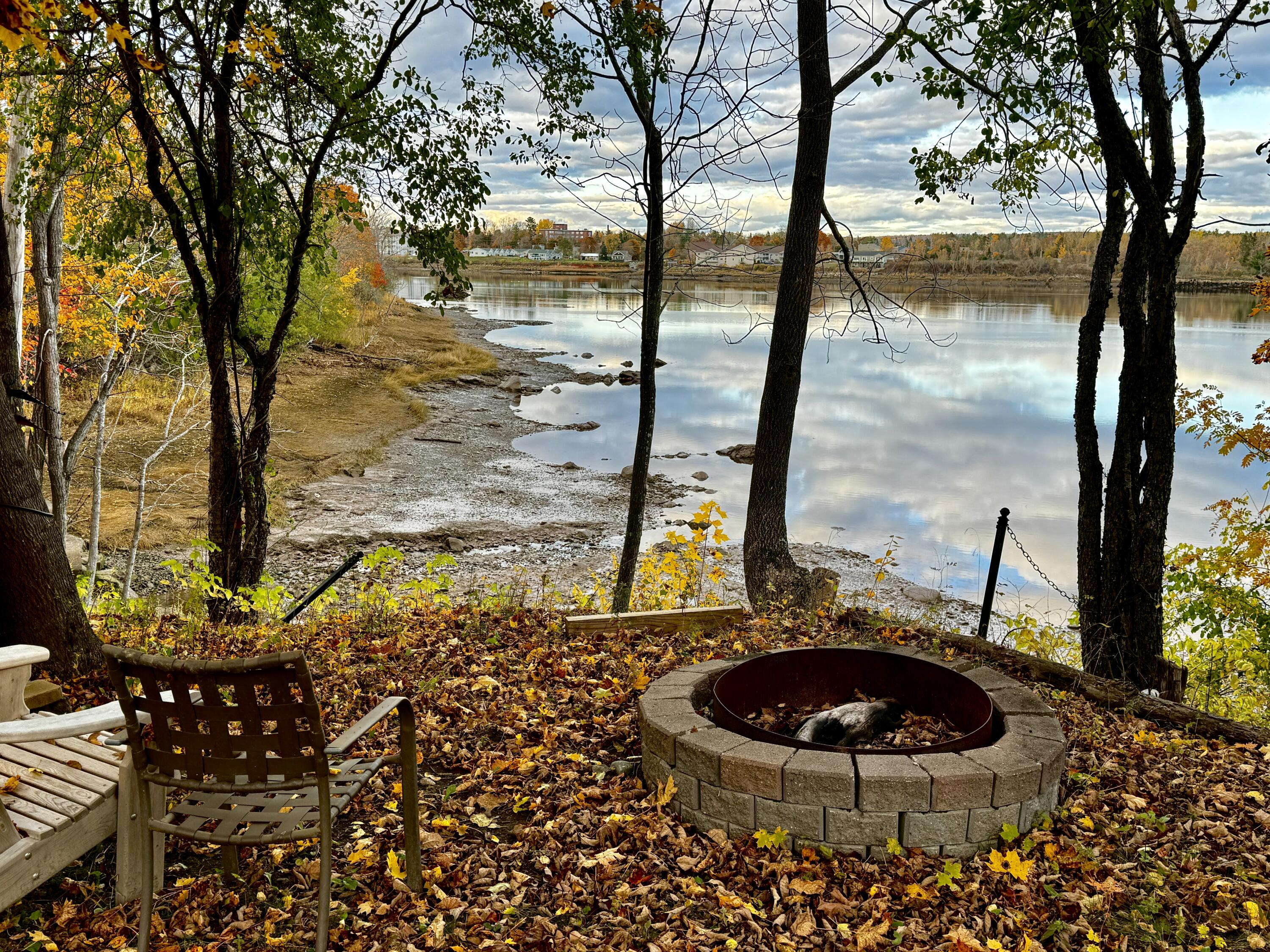 704 Main Street, Calais, ME, 04619