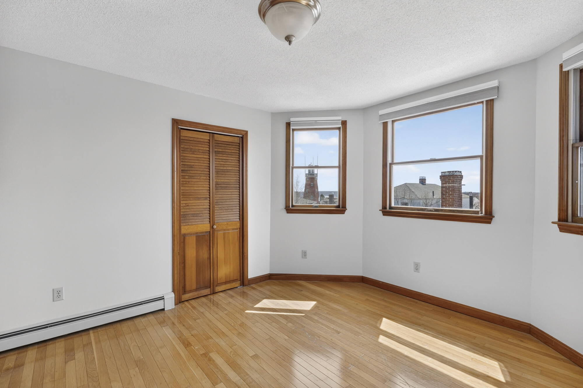 22 Cumberland Avenue UNIT 3, Portland, ME, 04101