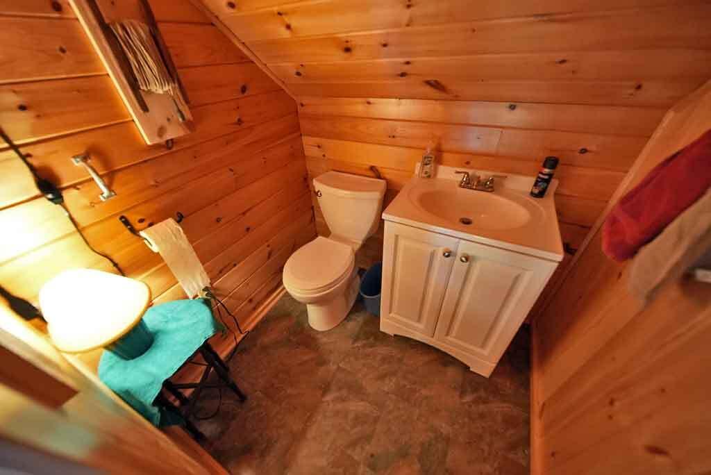 half-bath-lake-property