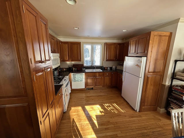 41 Grove Street, Belfast, ME, 04915