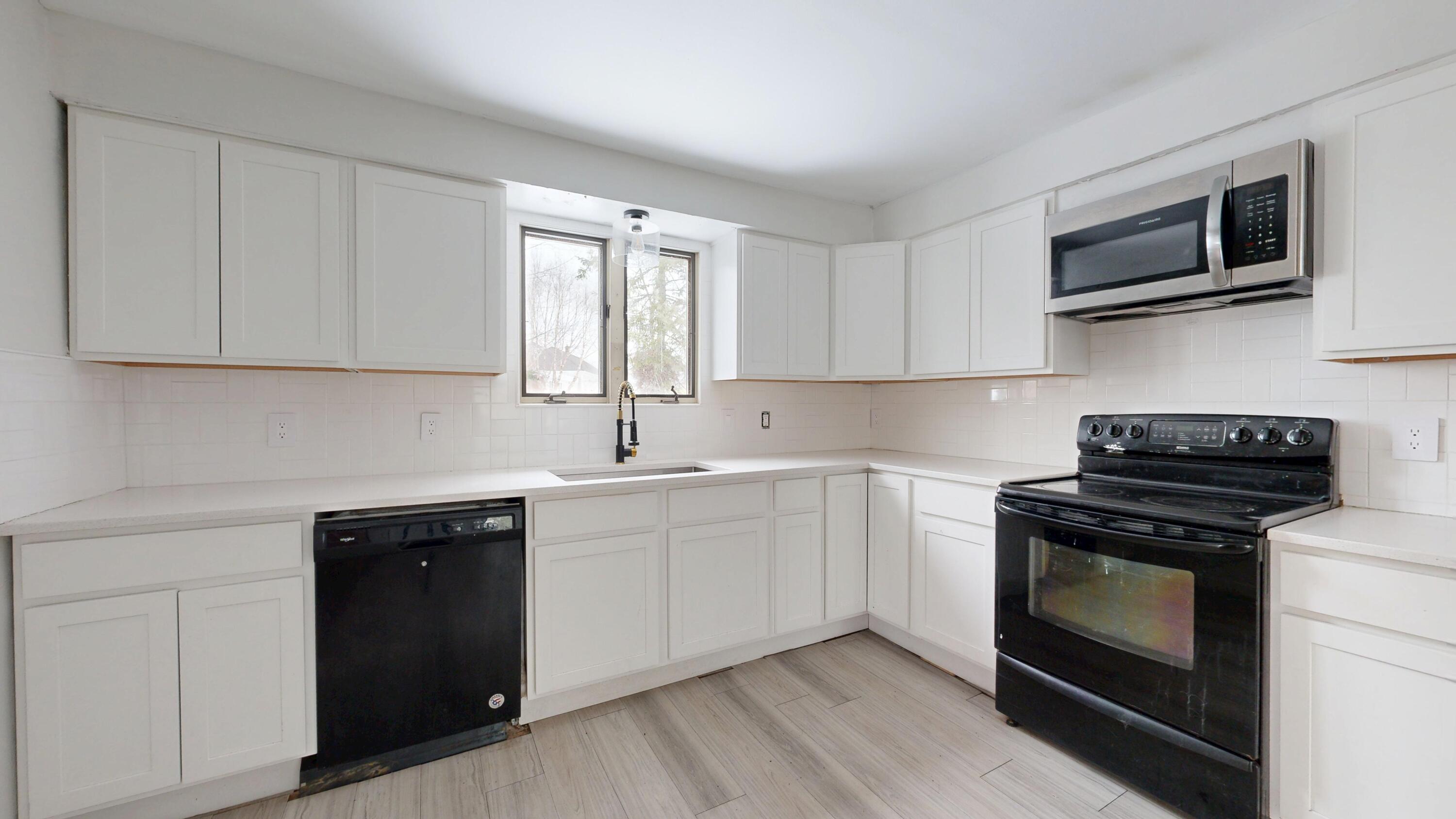 121-123 Oak Hill Road, Auburn, ME, 04210