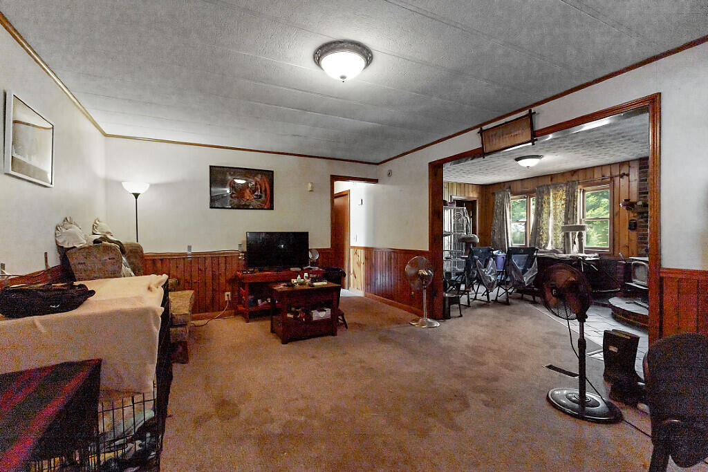 1650 N Belfast Avenue, Vassalboro, ME 04989 45_BP5A0243_DxO_mls