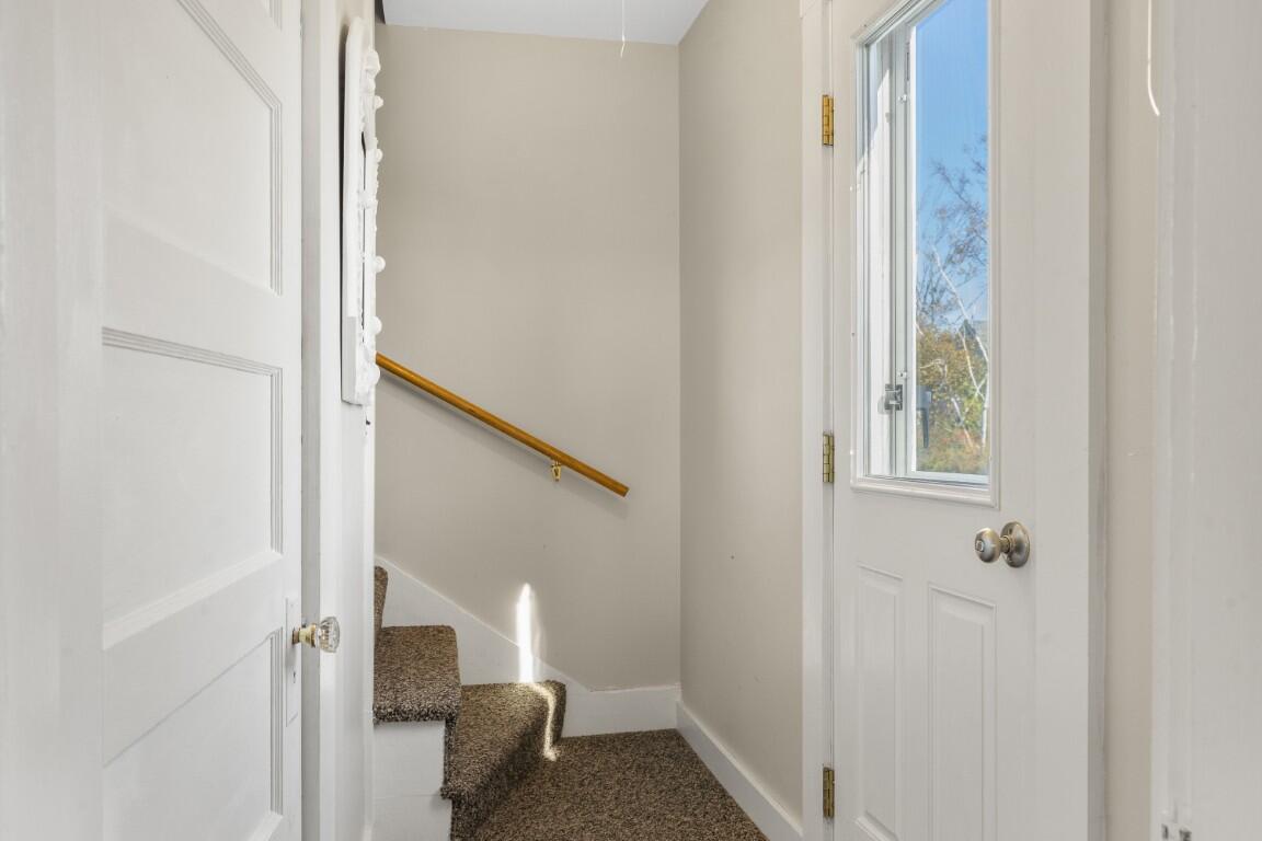 22 Gray Road, Southport, ME, 04576