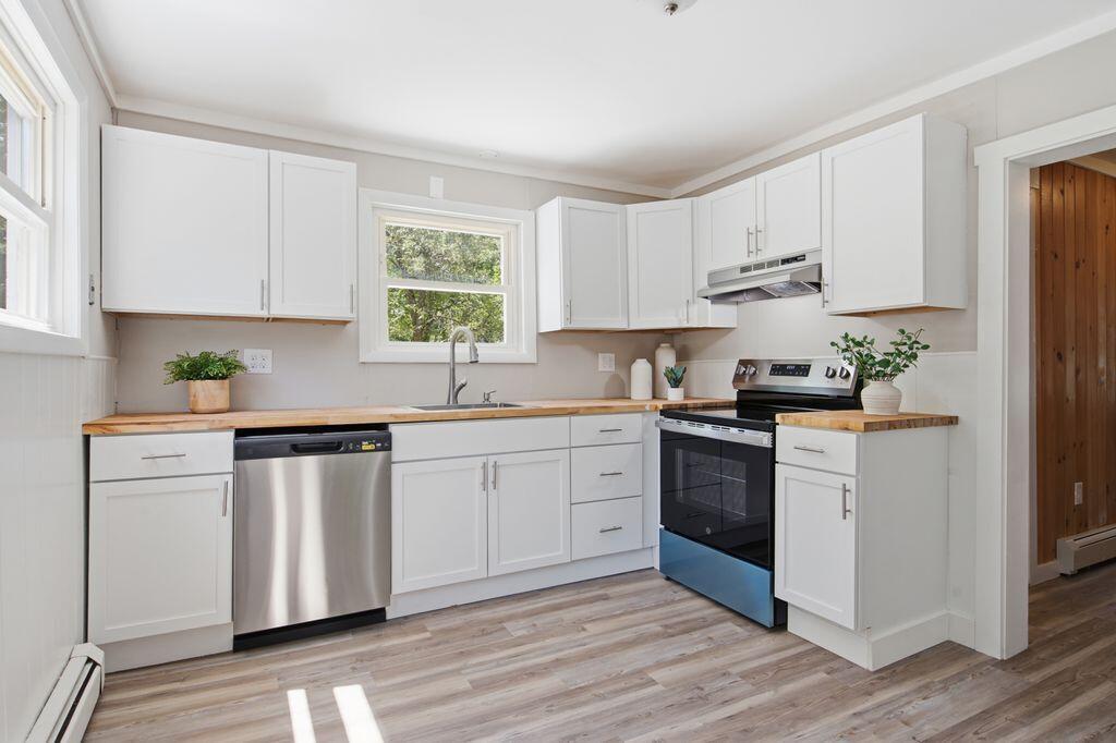 52 Coburn Avenue, Dixfield, ME 04224 15_DSC06601