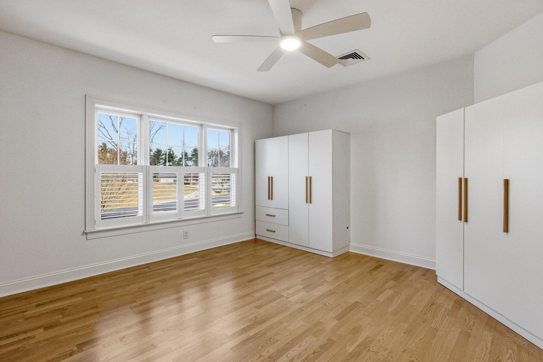 100 Shepards Cove Road UNIT F204, Kittery, ME, 03904