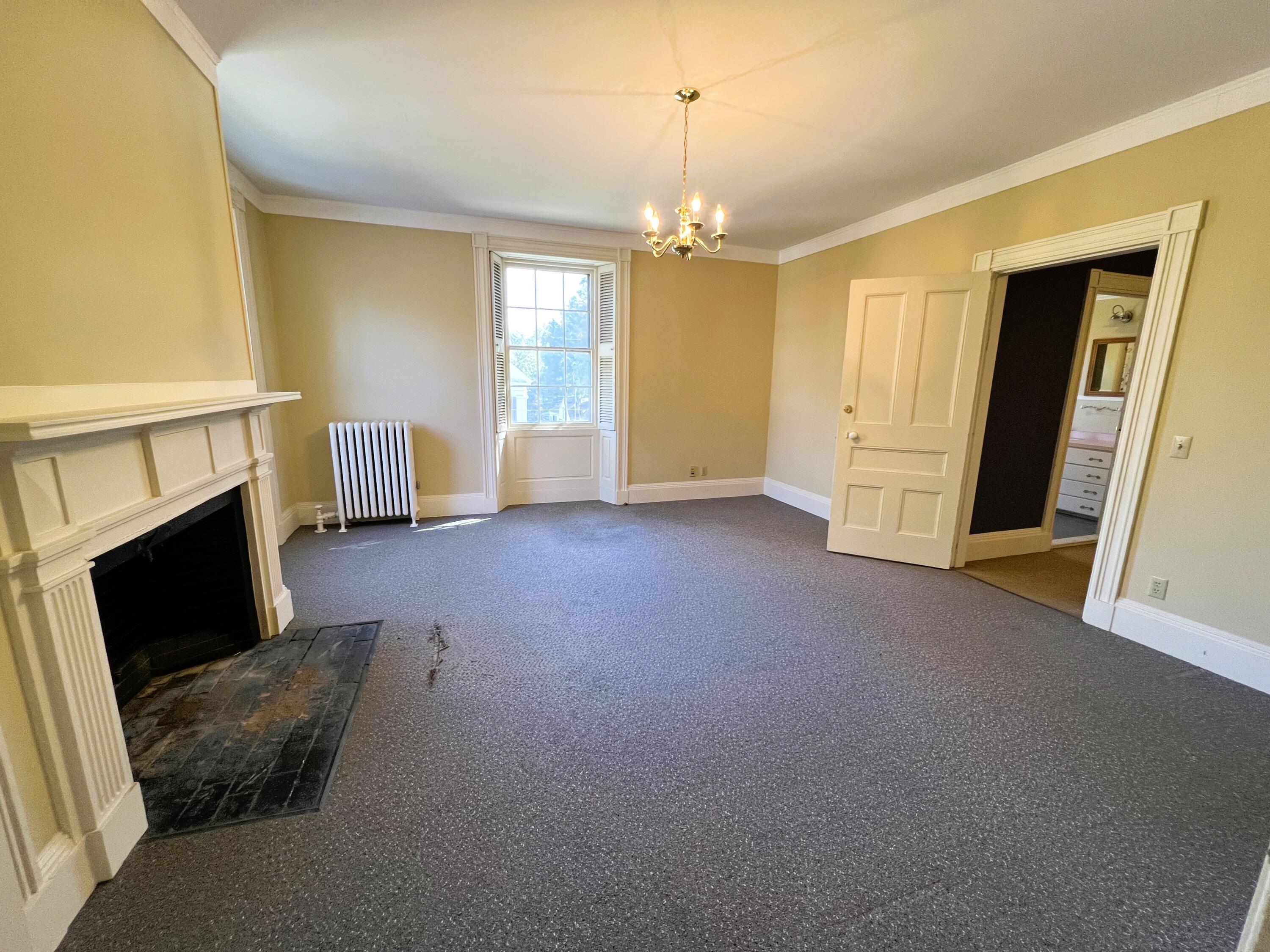 8 Crosby Street, Augusta, ME, 04330