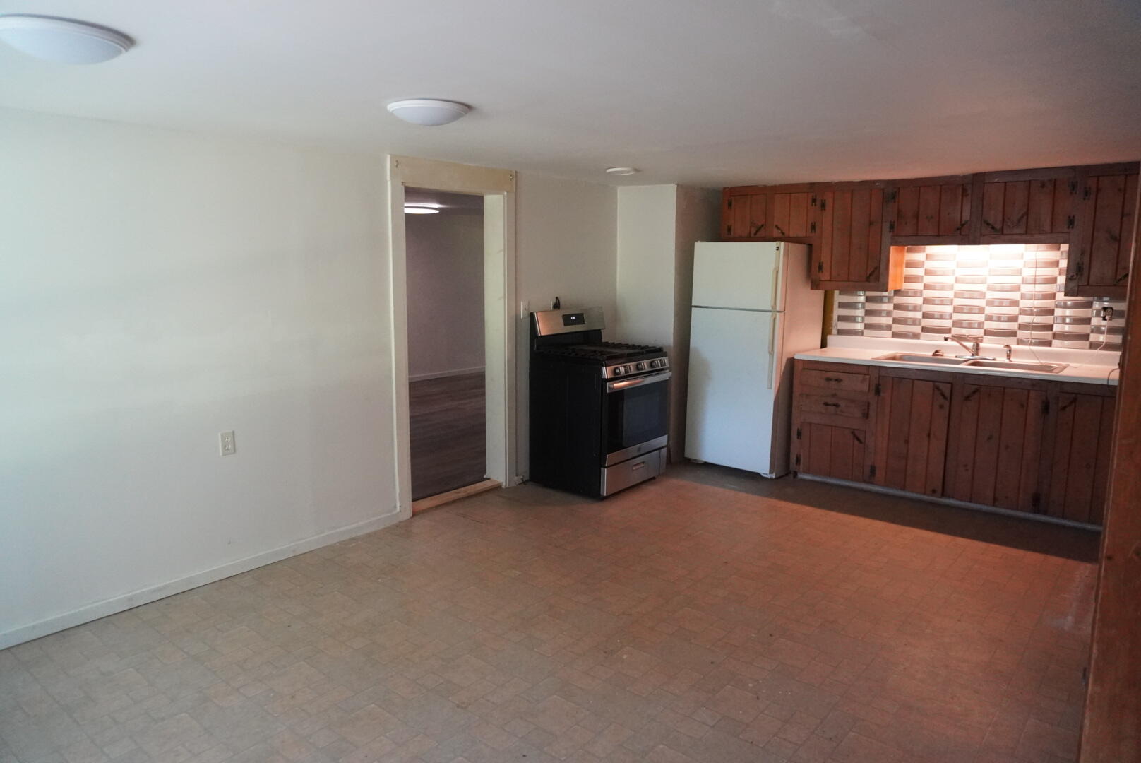 1047 Valley Road, Waterford, ME, 04088