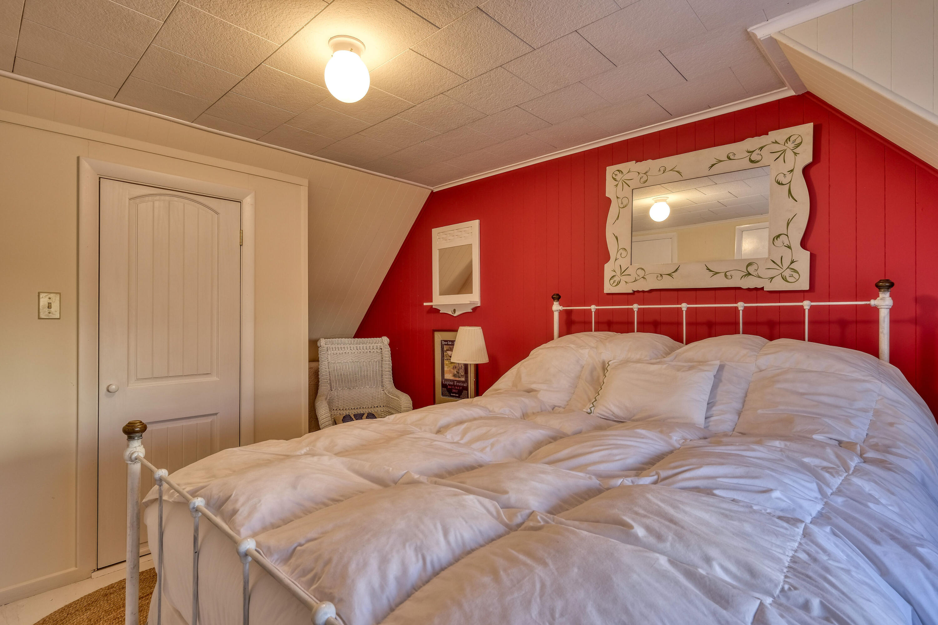 60 Main Street UNIT 1, Stonington, ME, 04681