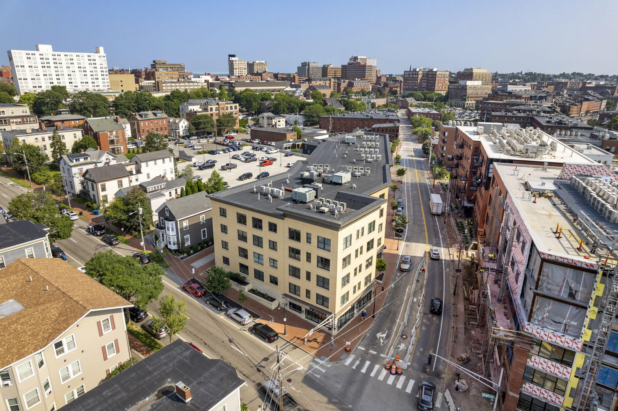 25 High Street 401