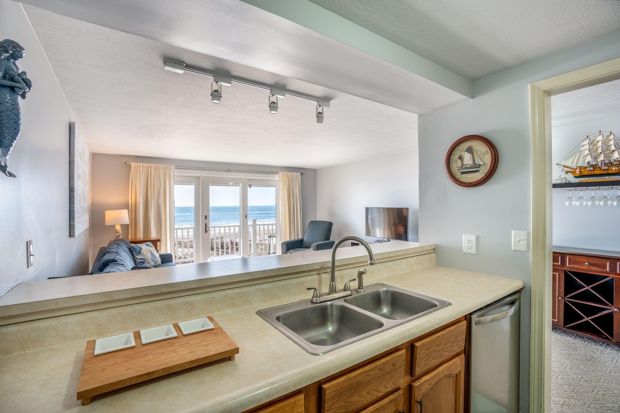105 E Grand Avenue 7