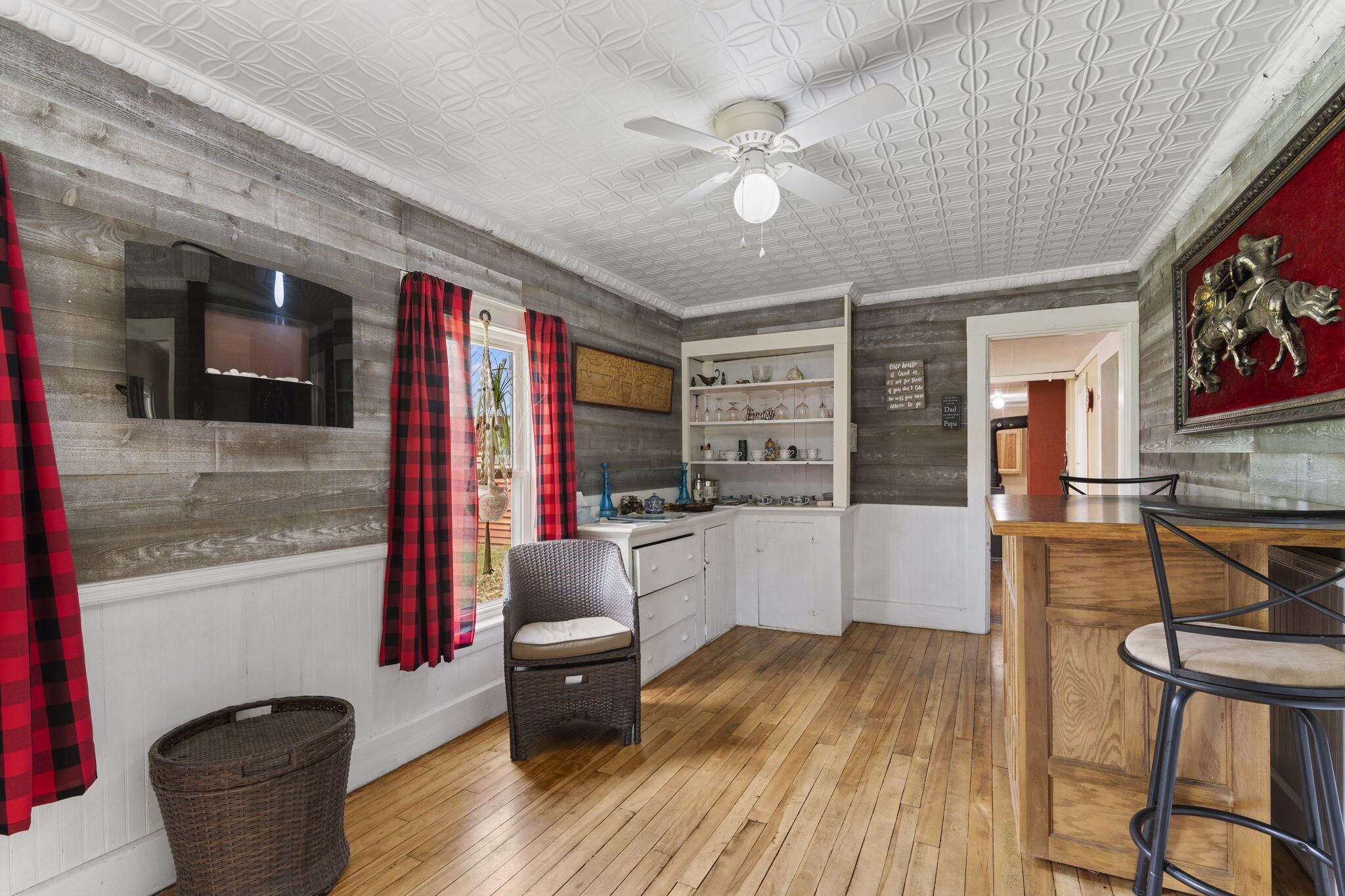 8 Cross Street, Andover, ME 04216 19-web-or-mls-DSC03617