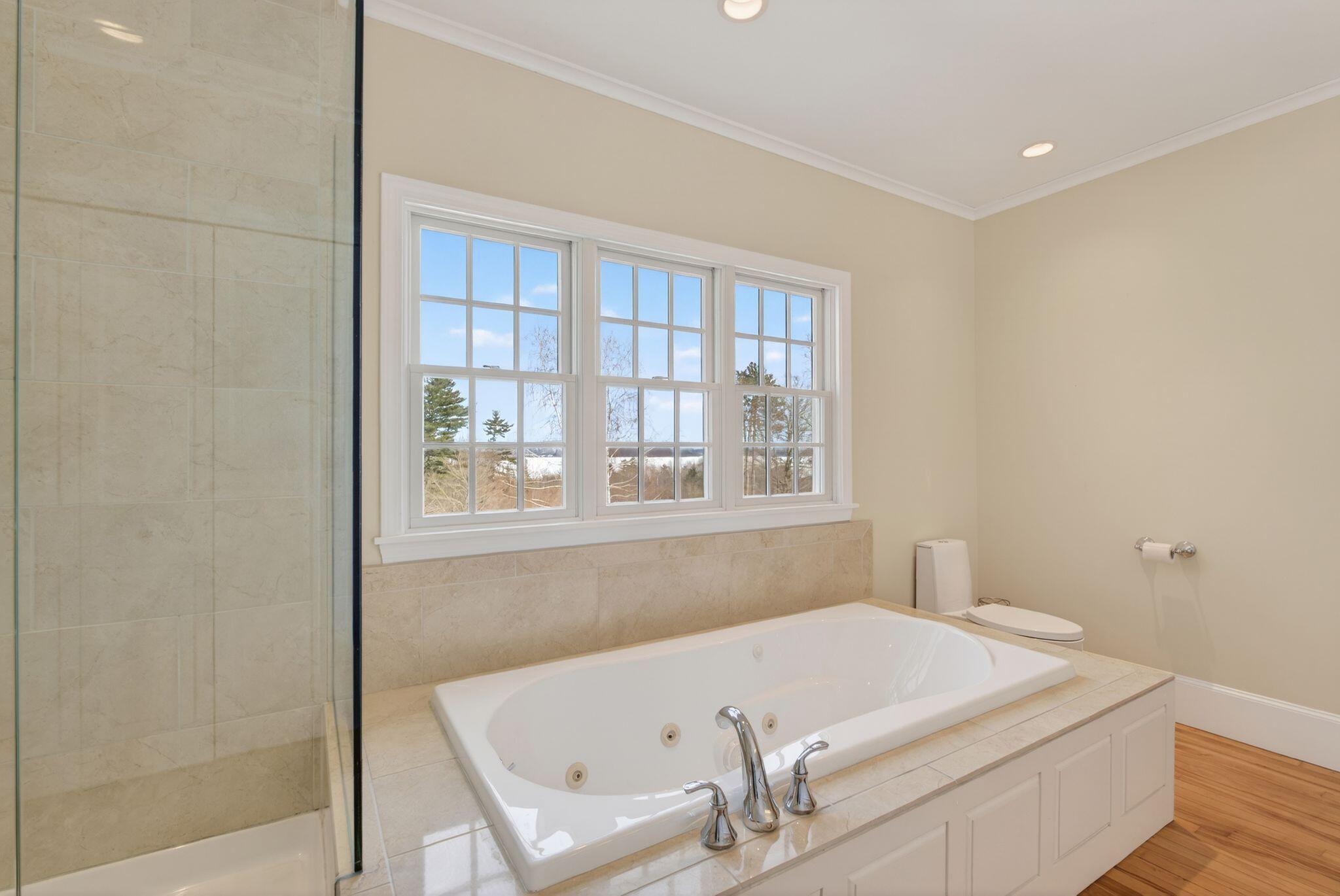 525 W Auburn Road, Auburn, ME, 04210