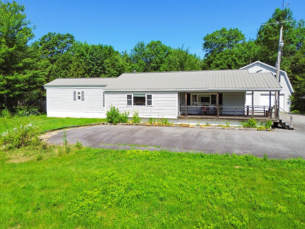 1650 N Belfast Avenue, Vassalboro, ME 04989 3