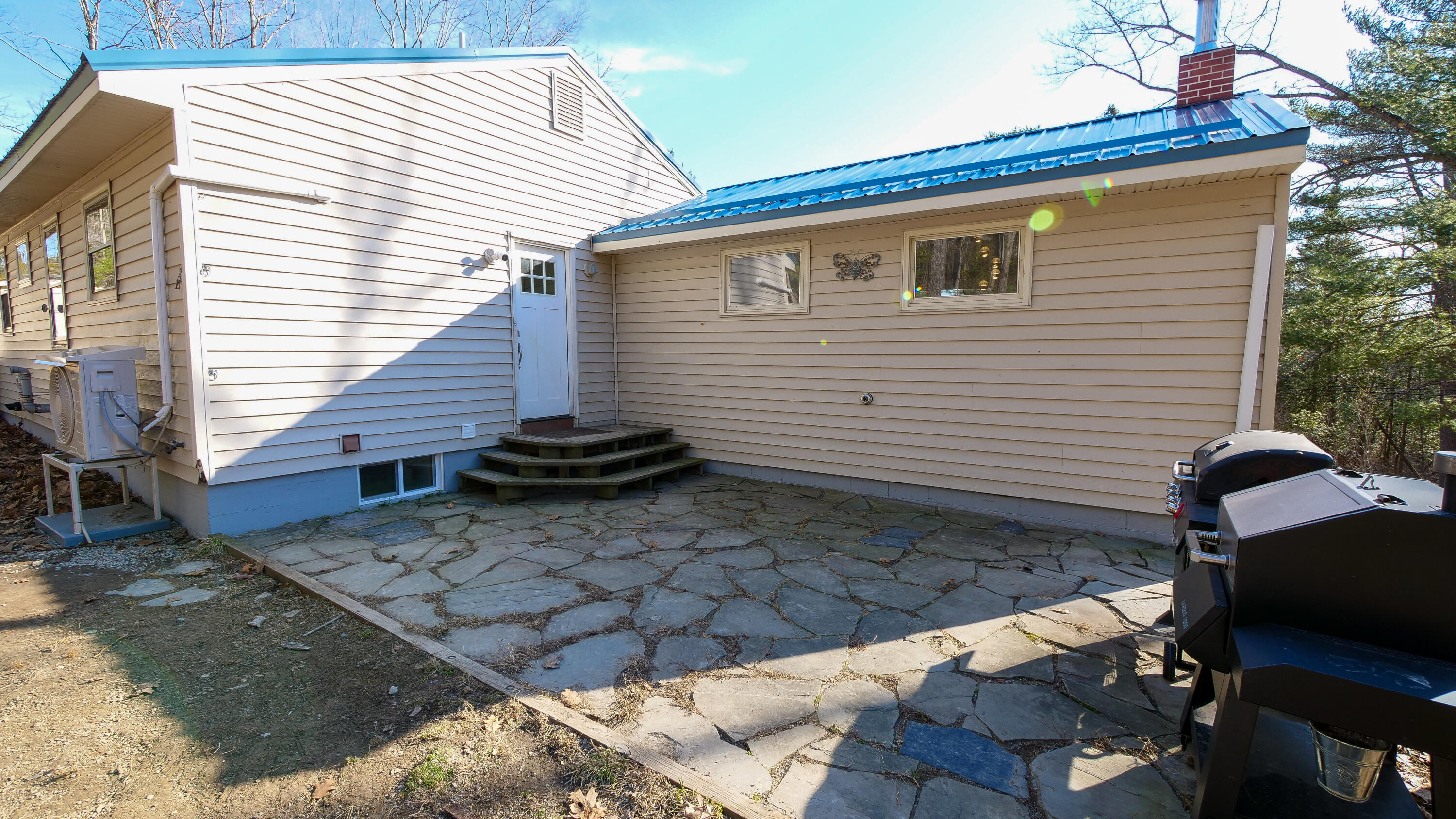 16 Gardner Road, Orono, ME, 04473