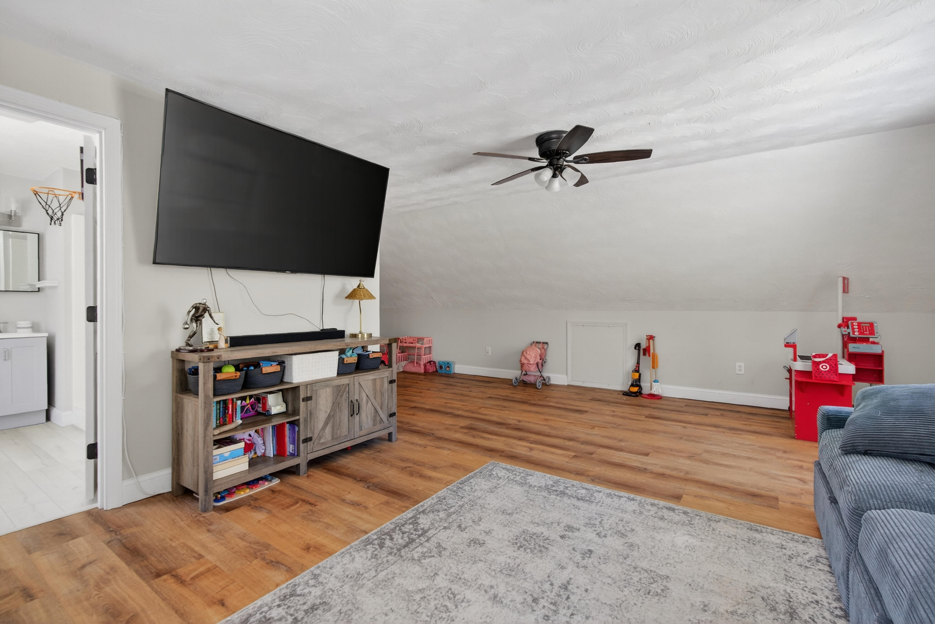 202 Cole Hill Road, Standish, ME, 04084