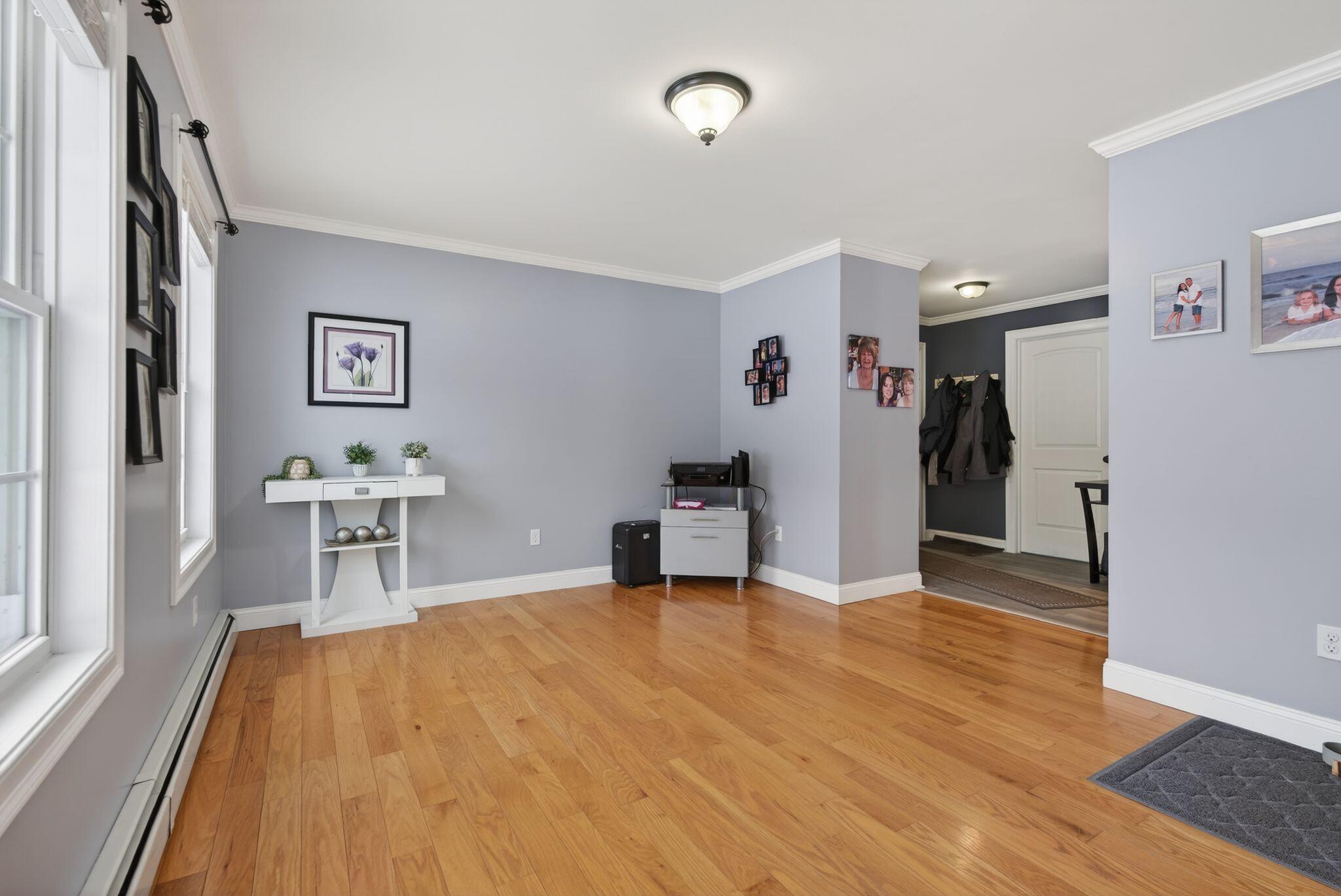 16 Norway Road, Gorham, ME, 04038