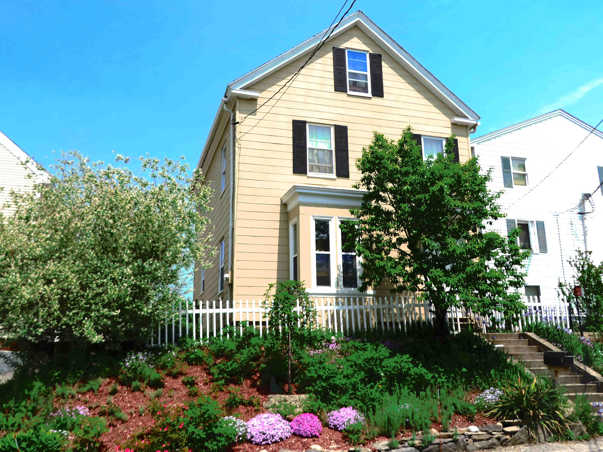 Search Maine Listings here