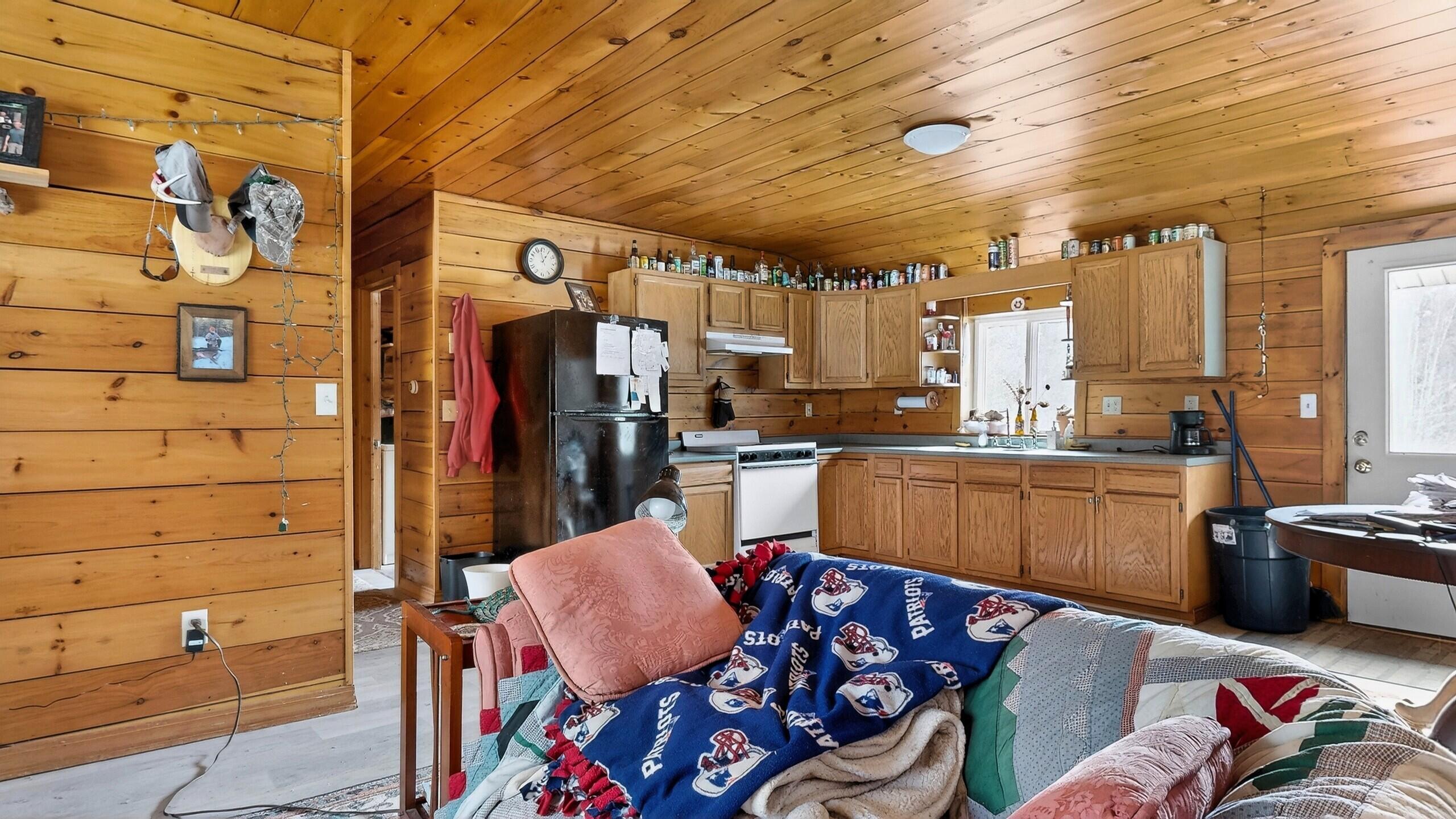 69 Old Orchard Road, Buxton, ME, 04093