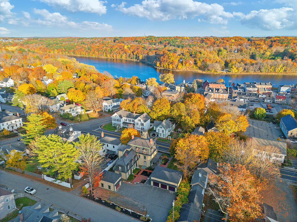 15 Middle Street UNIT 3, Hallowell, ME, 04347