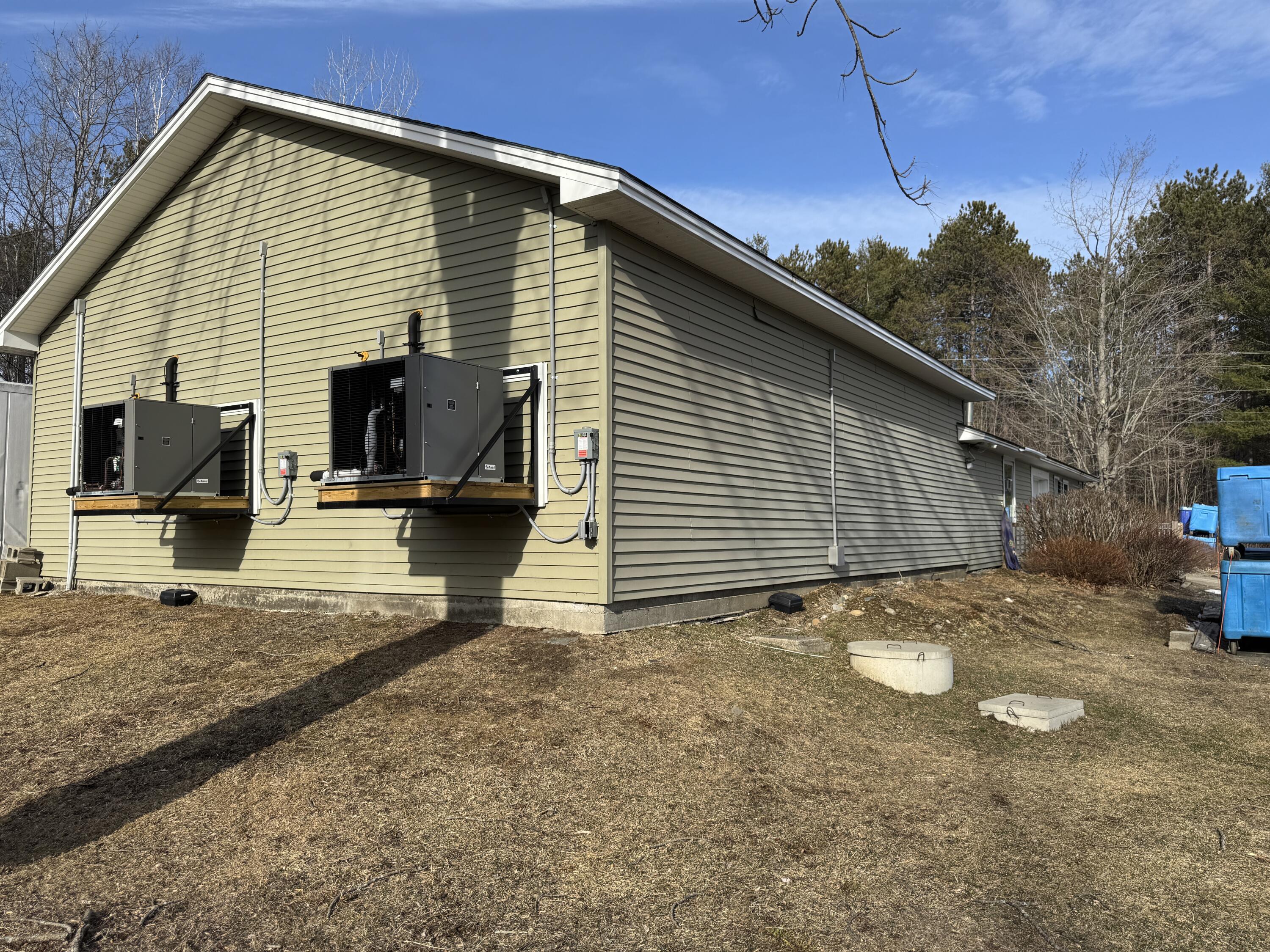 1225 W Main Street, Dover-foxcroft, ME, 04426